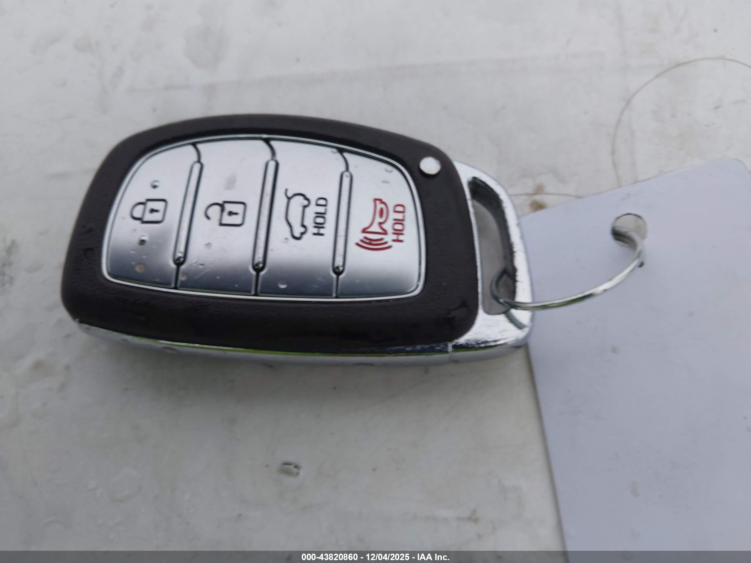 HYUNDAI IONIQ image 11