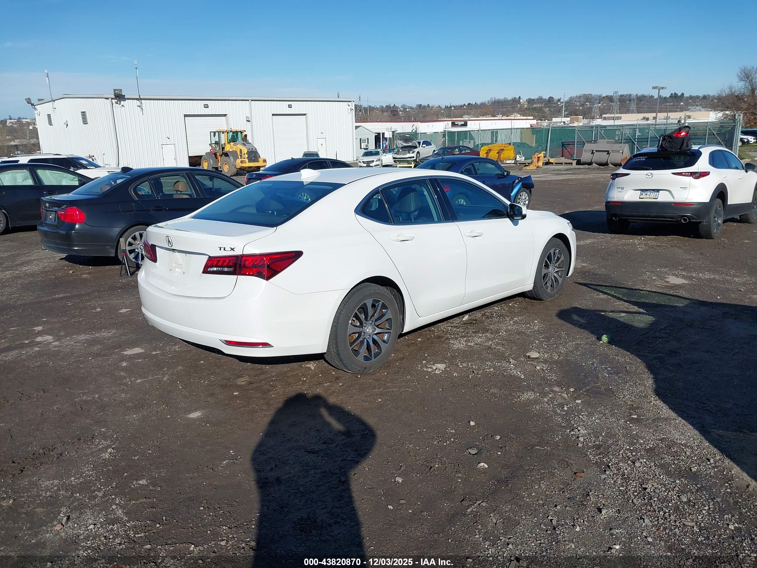 ACURA TLX image 4