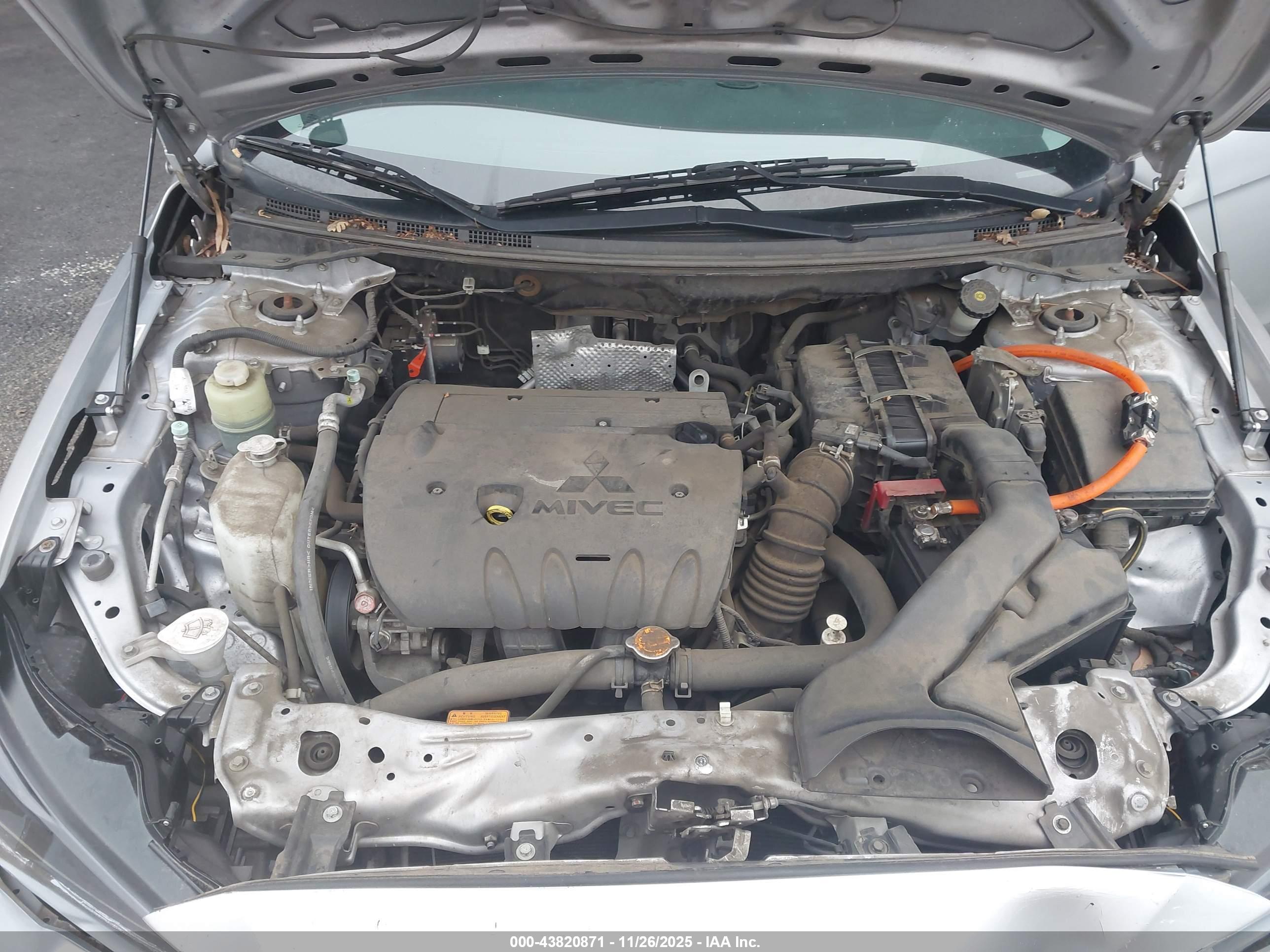 MITSUBISHI LANCER image 10