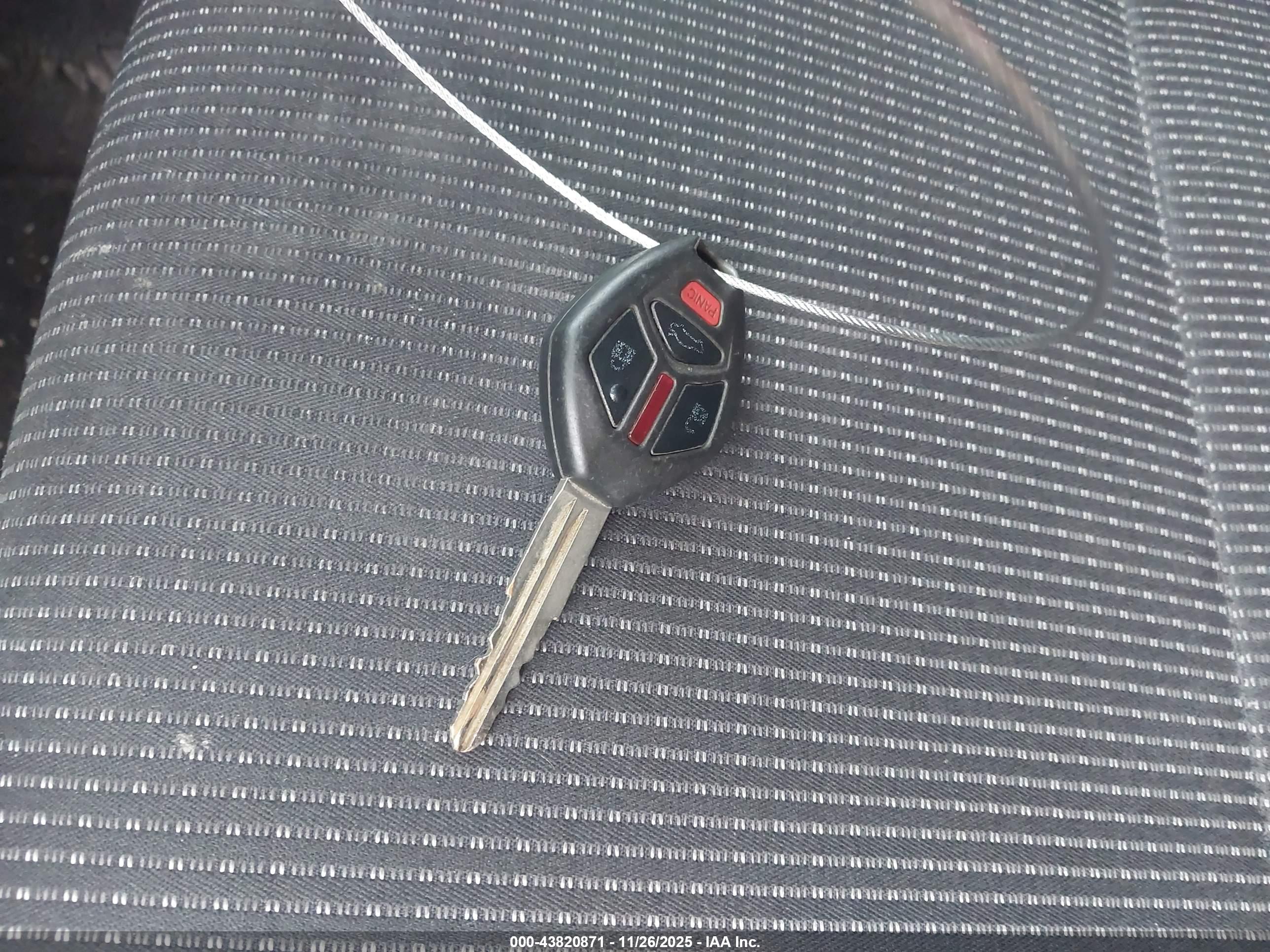 MITSUBISHI LANCER image 11