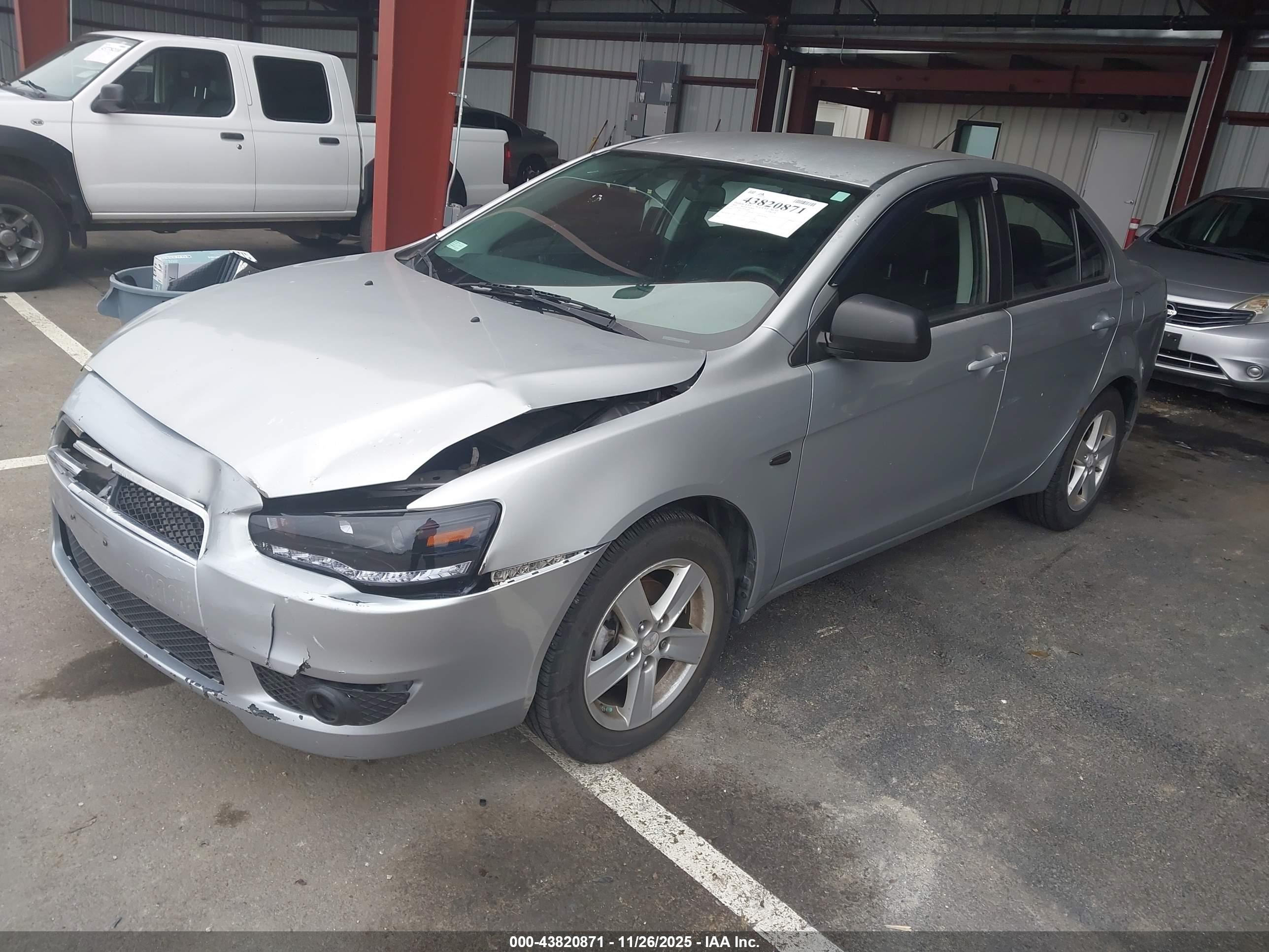 MITSUBISHI LANCER image 2