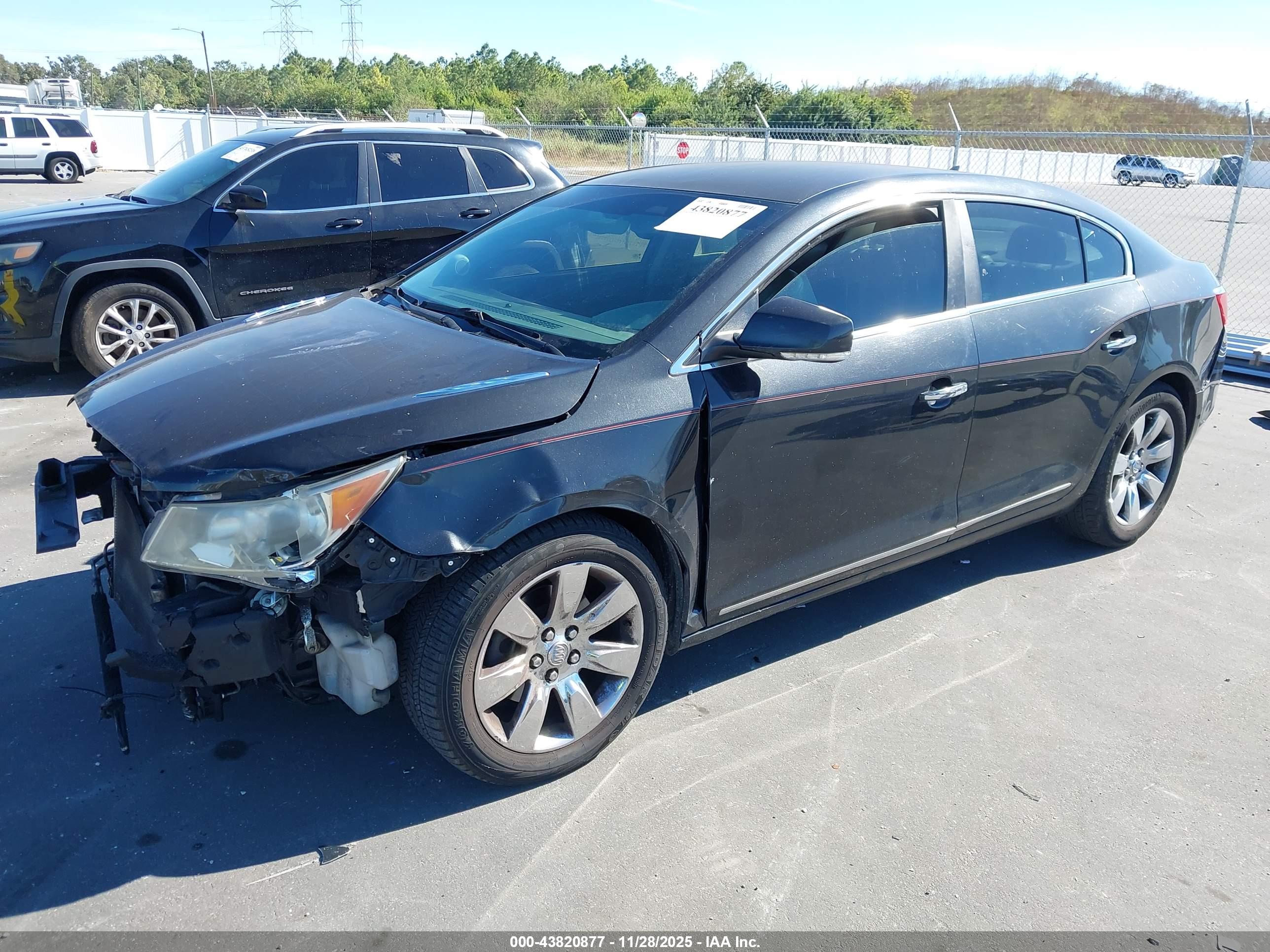 BUICK LACROSSE image 2
