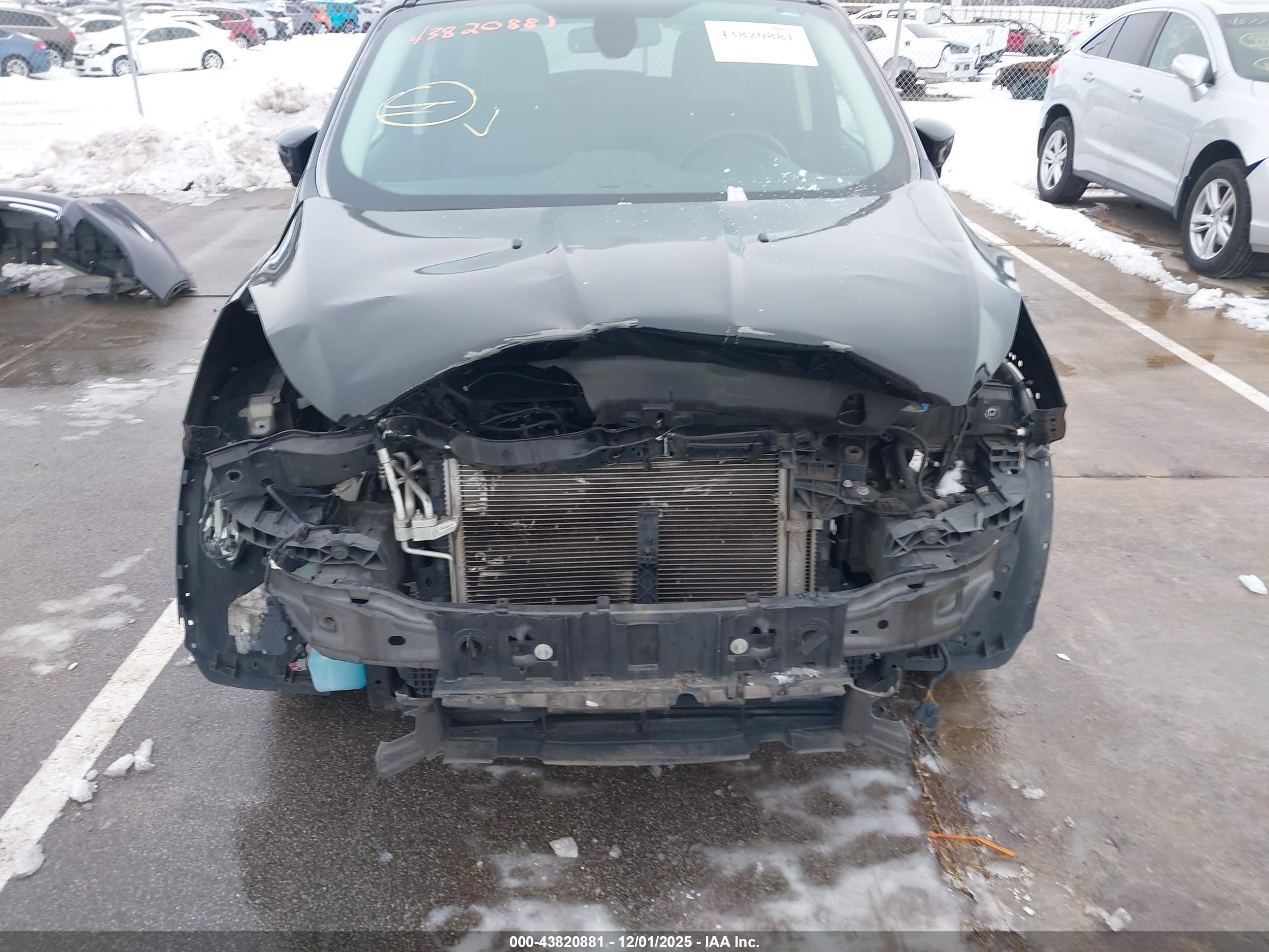 FORD ESCAPE image 6