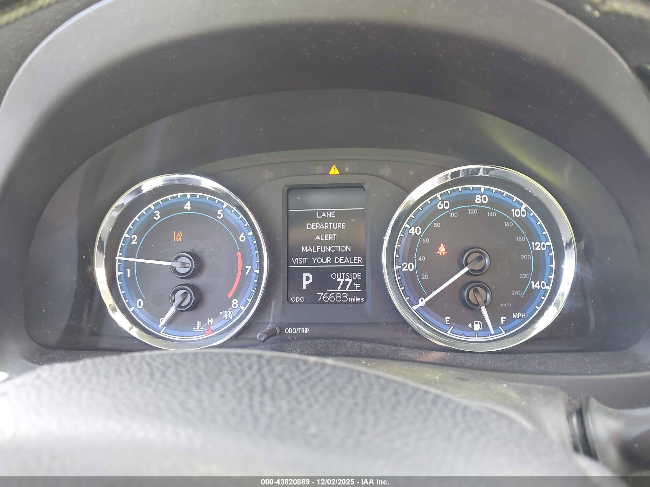 TOYOTA COROLLA image 7