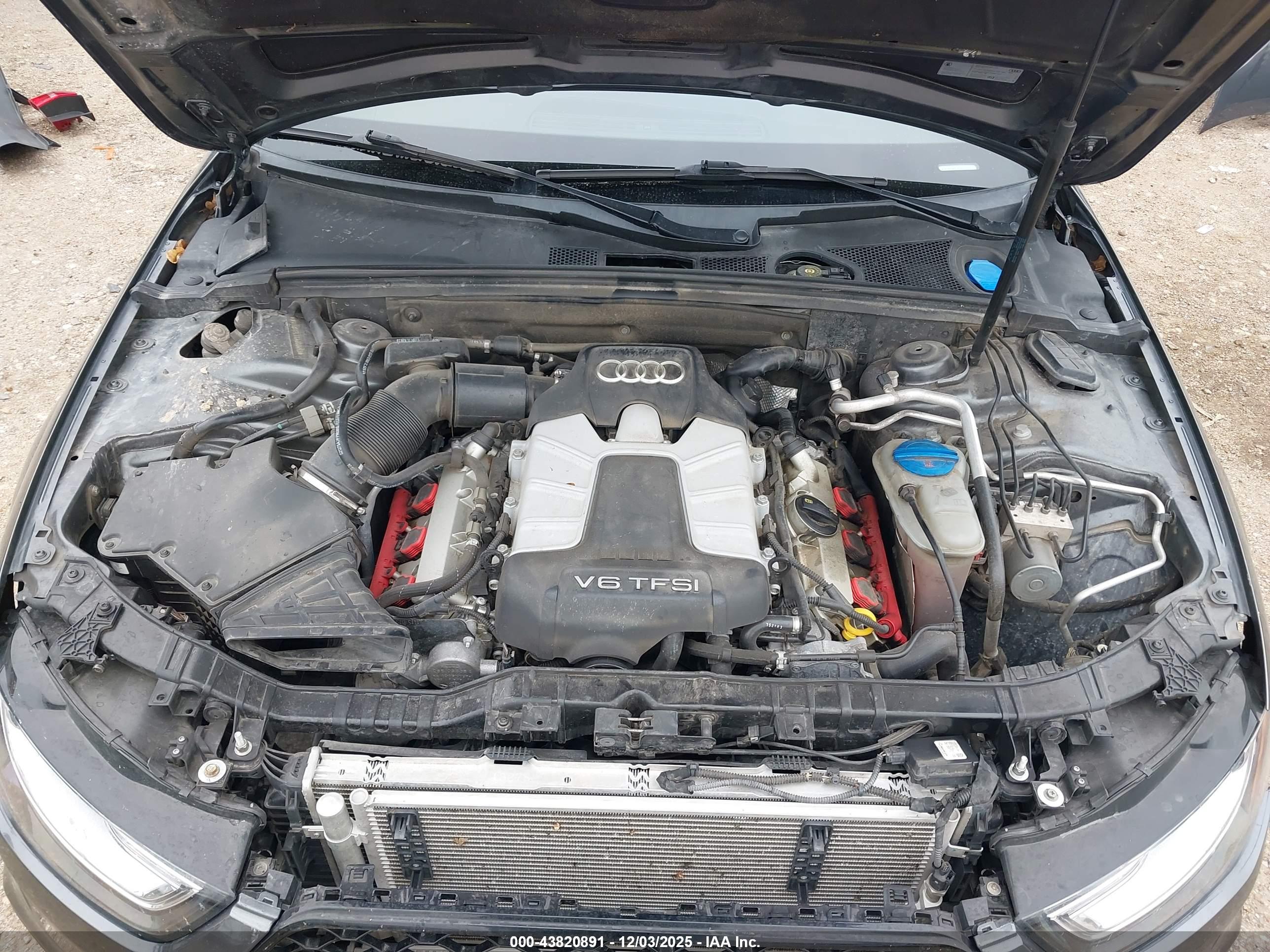 AUDI S4 image 10