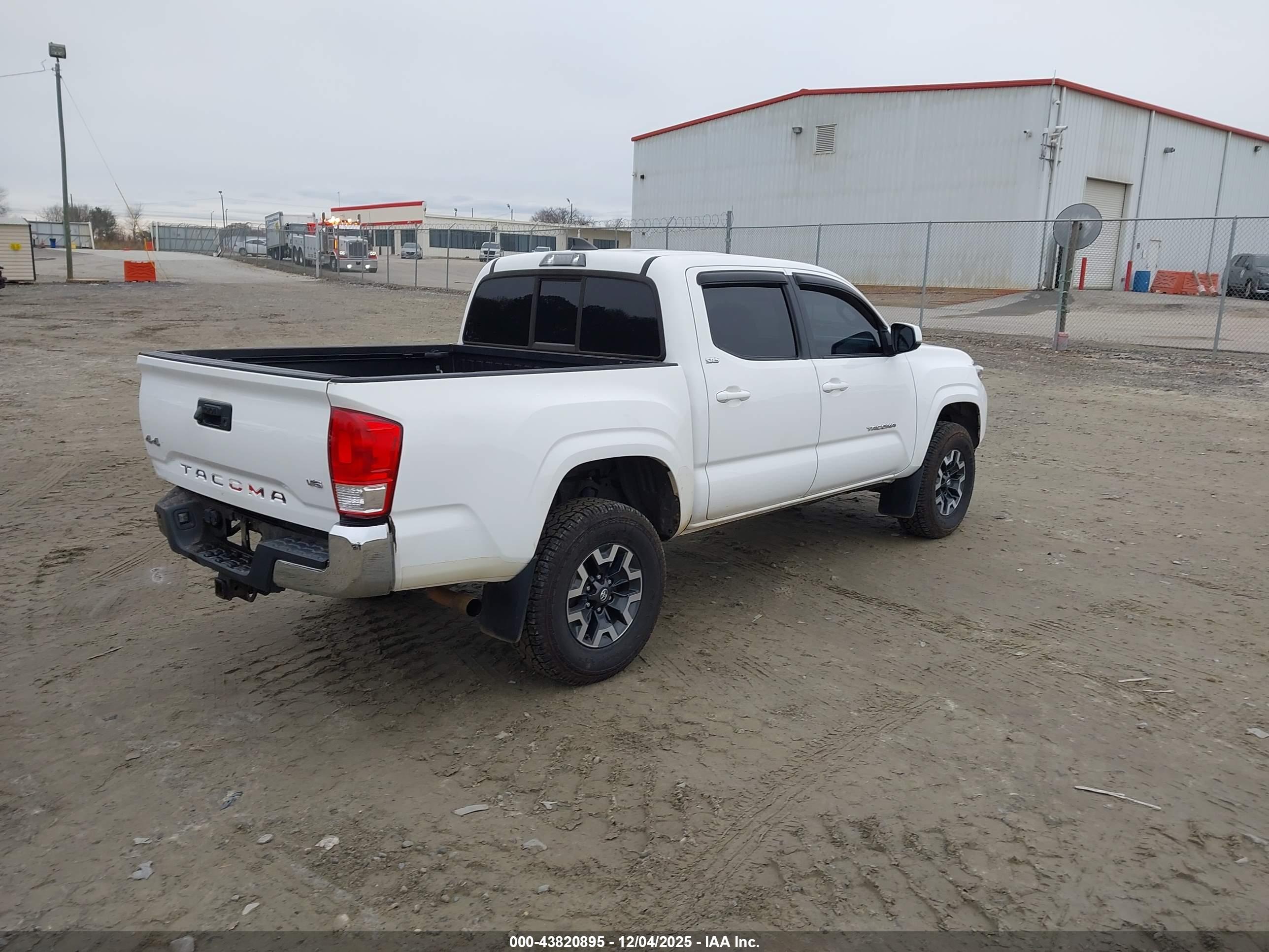 TOYOTA TACOMA image 4