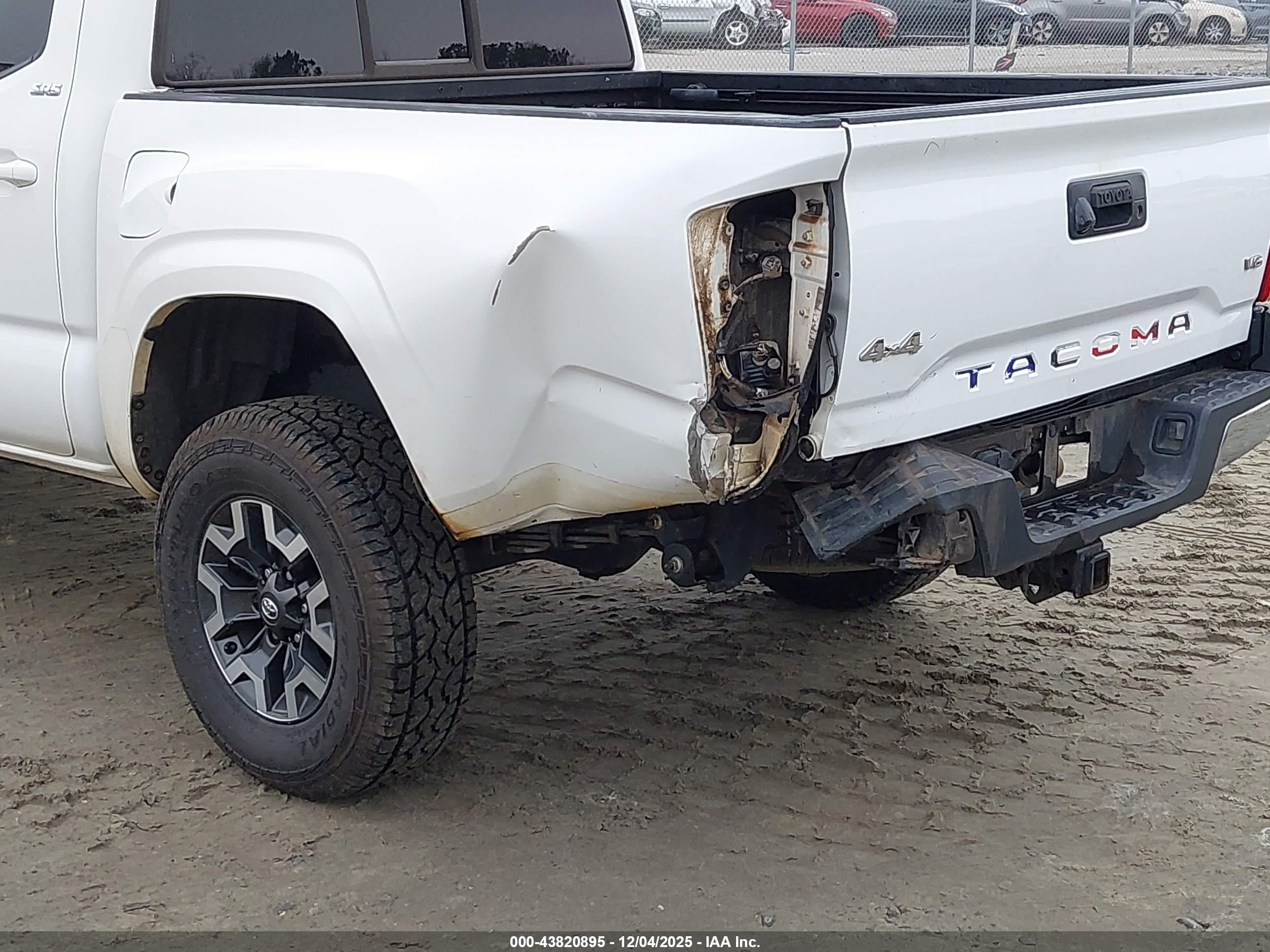 TOYOTA TACOMA image 6