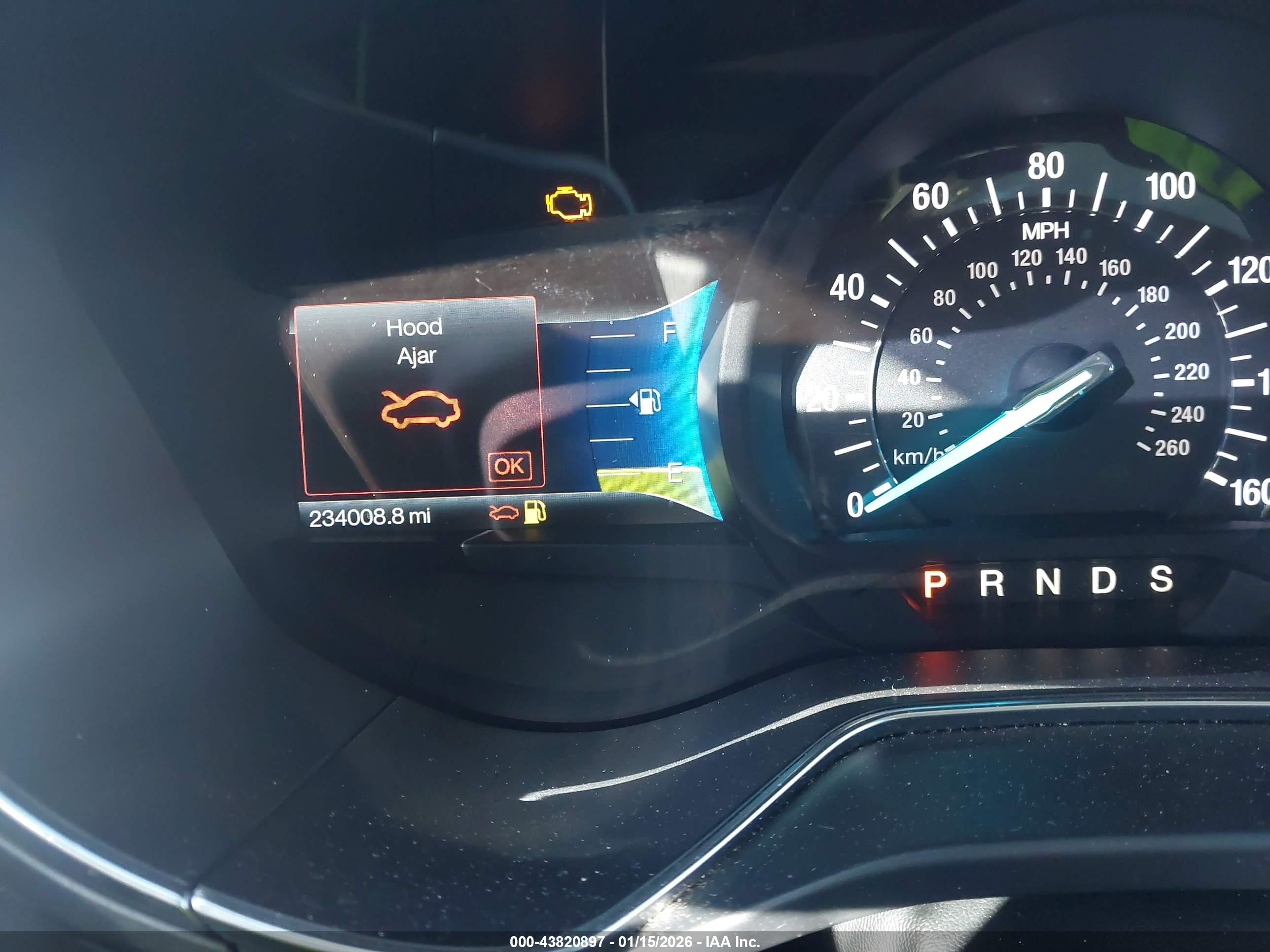 FORD FUSION image 7