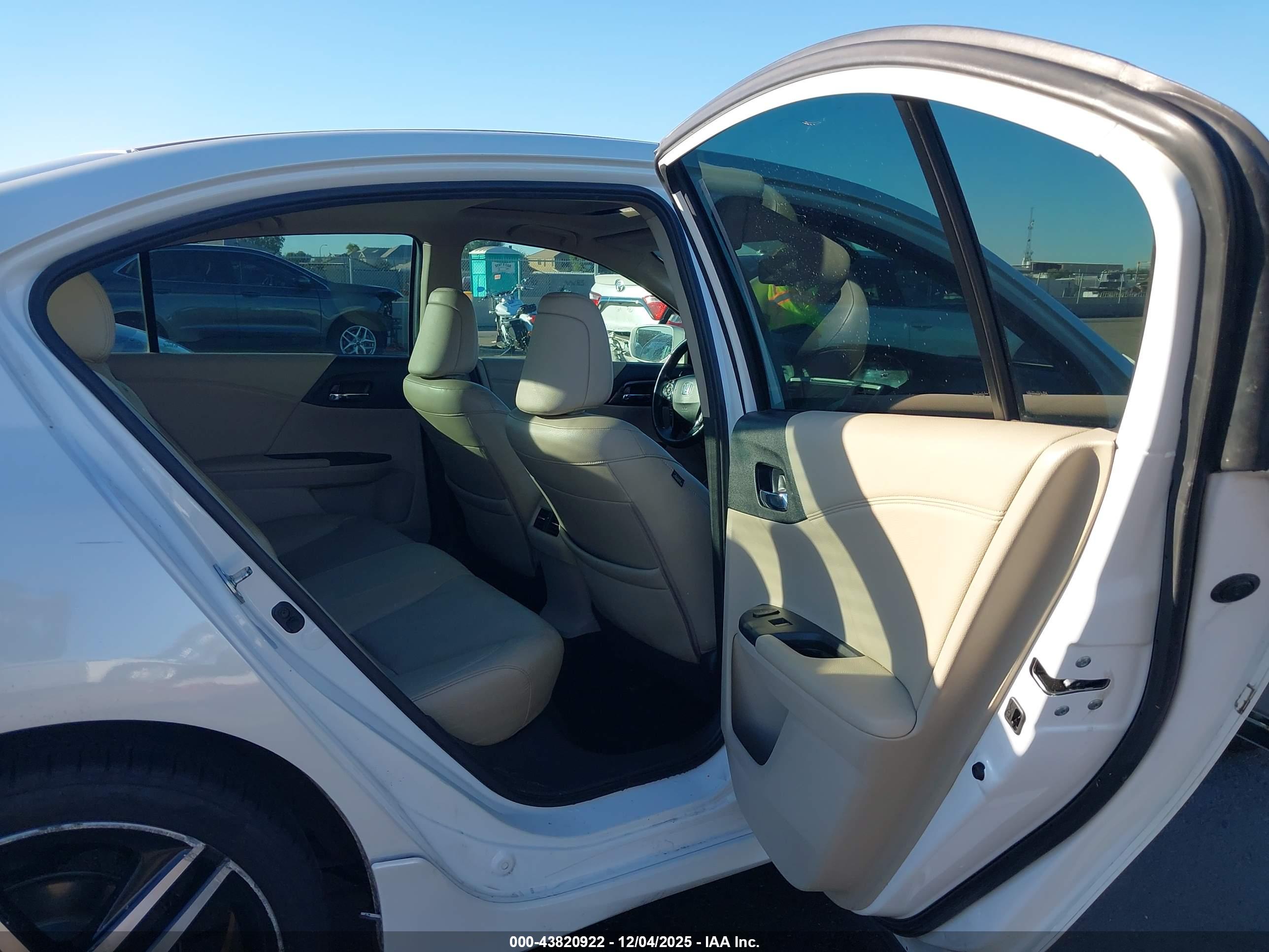HONDA ACCORD image 5