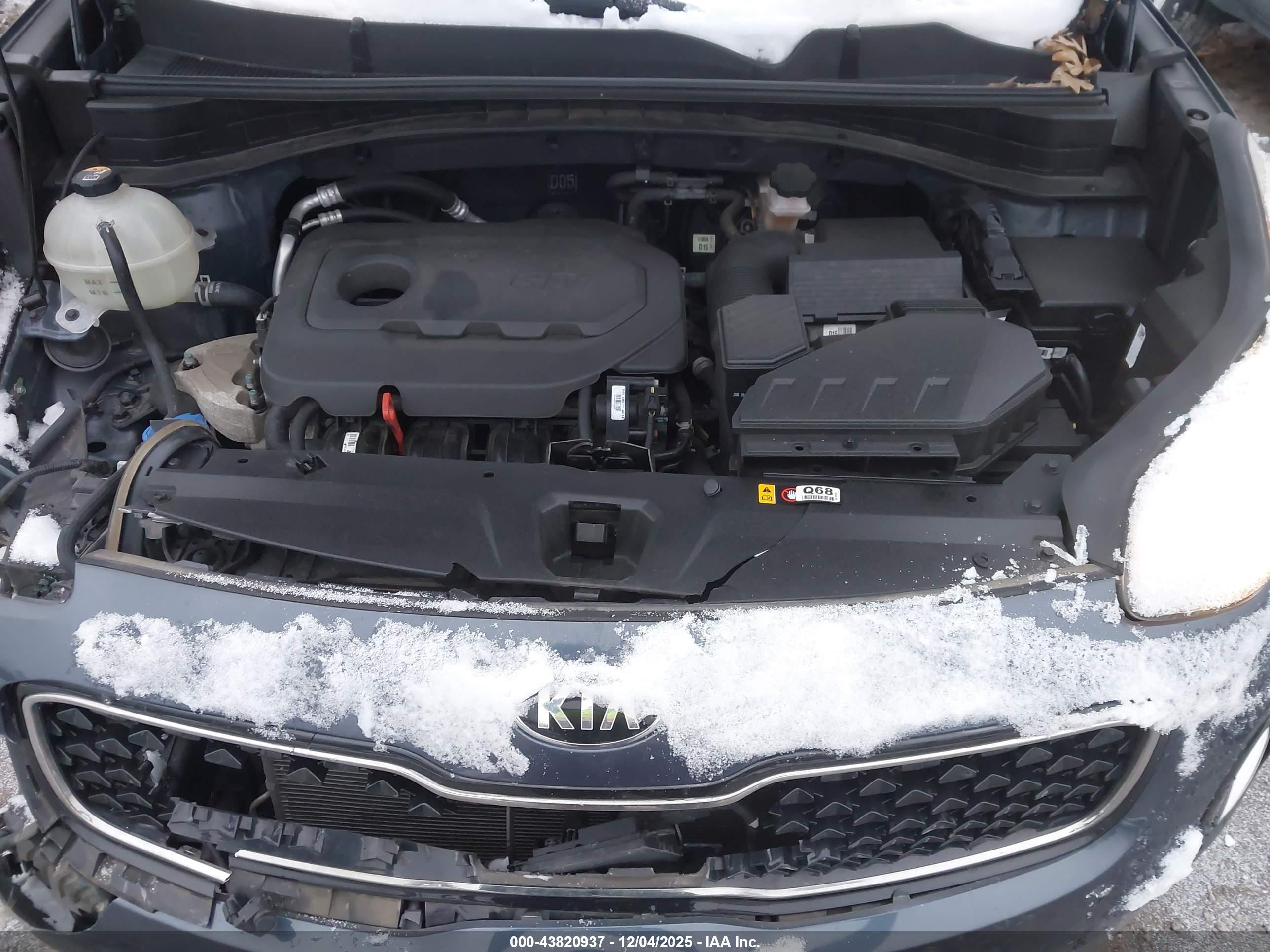 KIA SPORTAGE image 10
