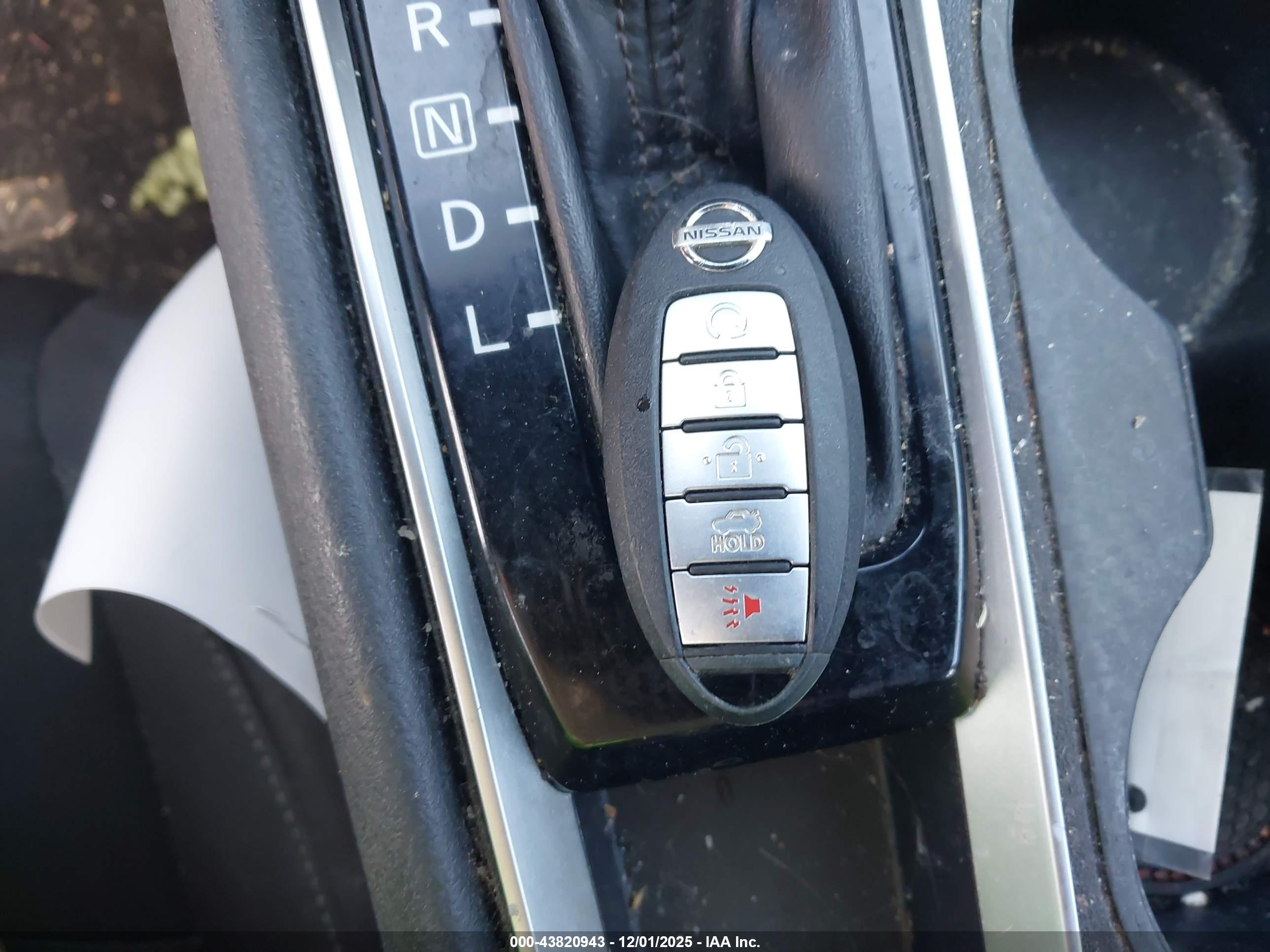 NISSAN ALTIMA image 11