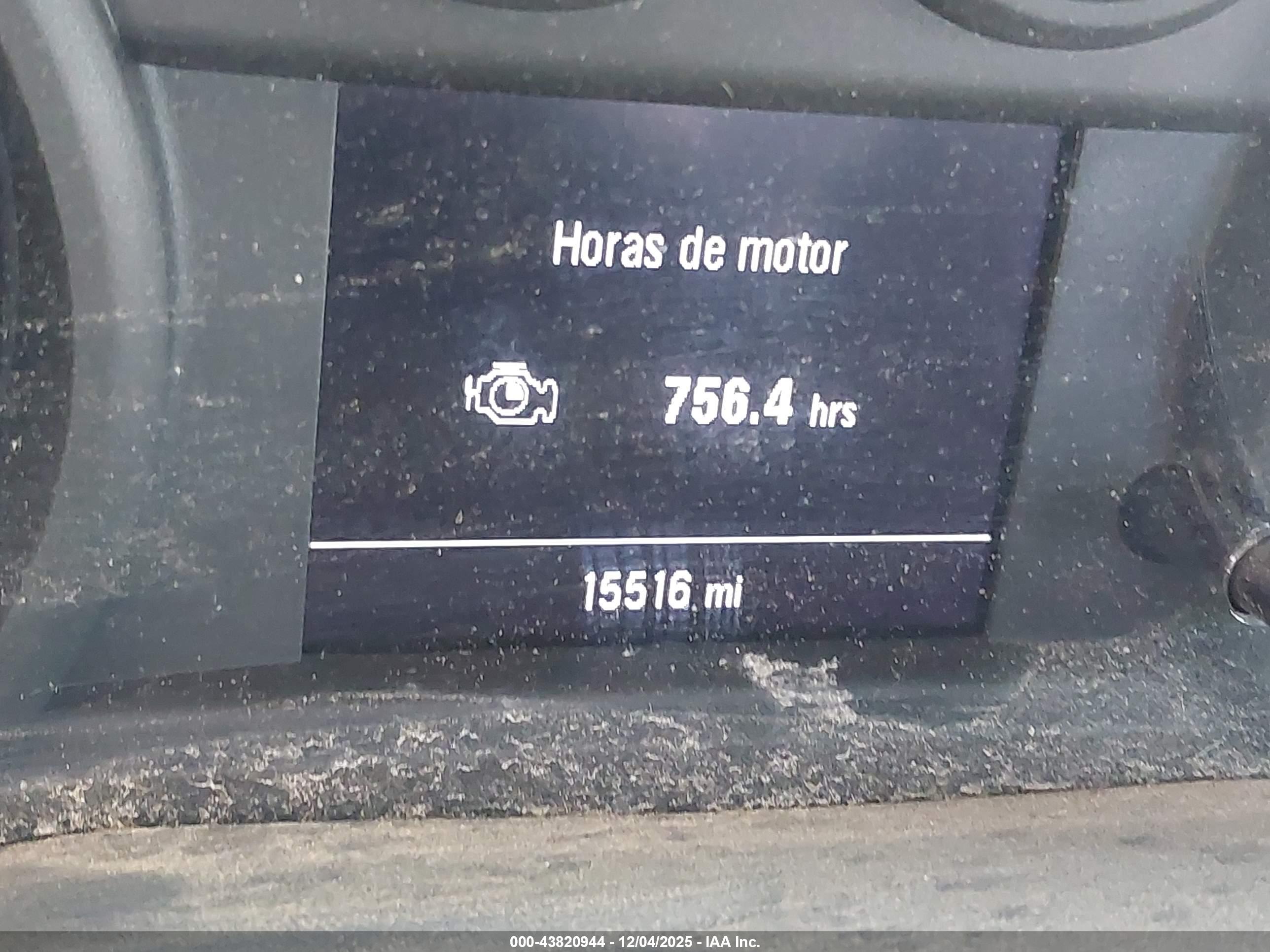 GMC SIERRA image 6