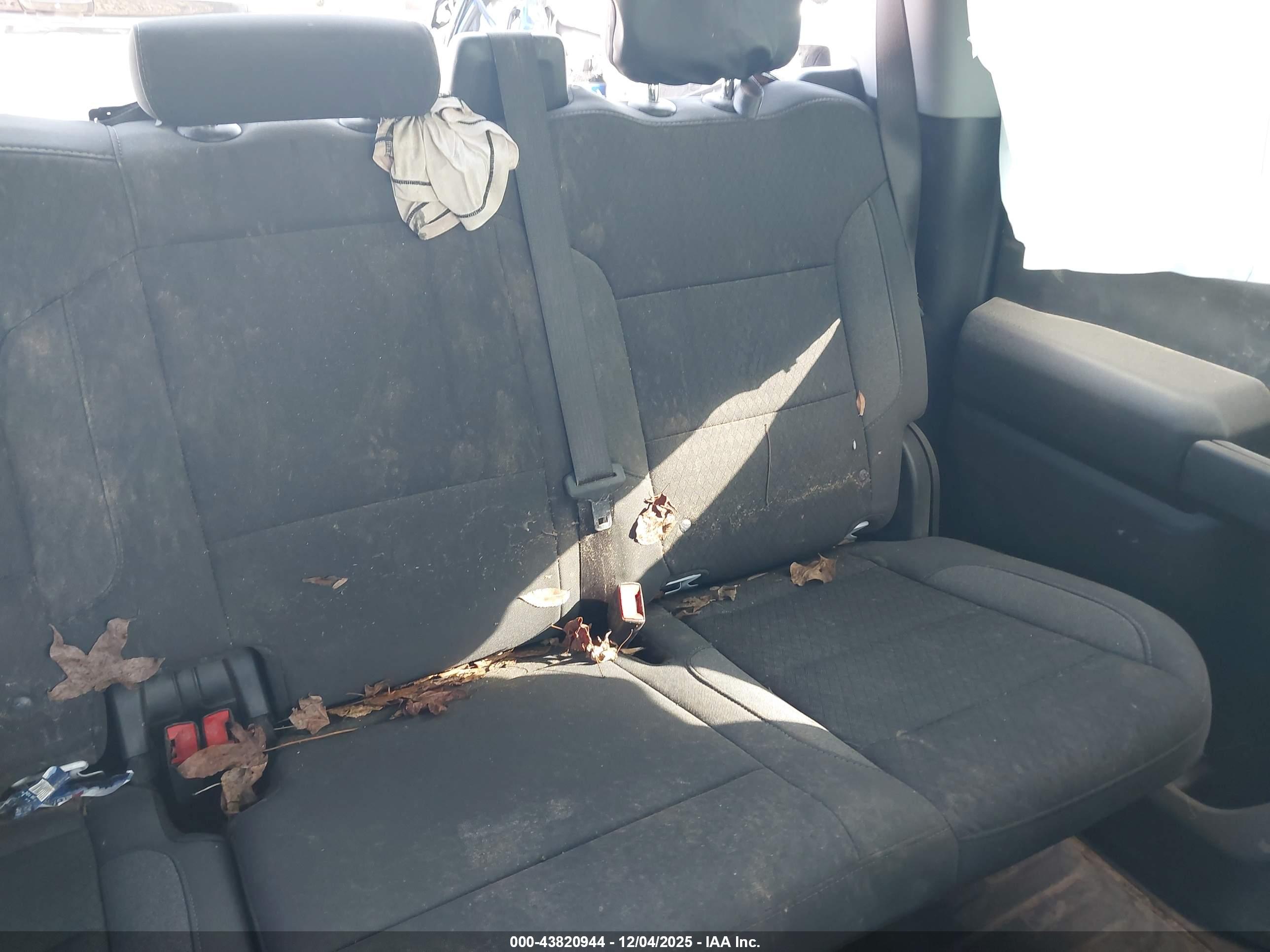 GMC SIERRA image 7