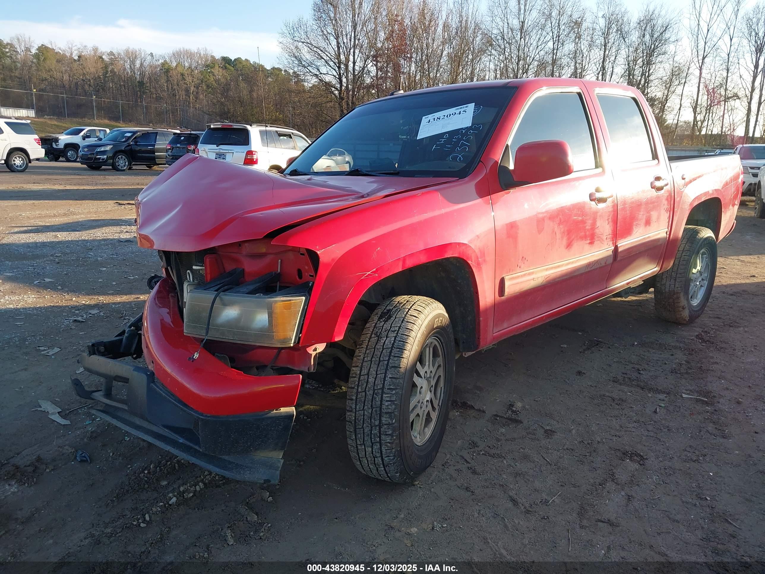 CHEVROLET COLORADO image 2