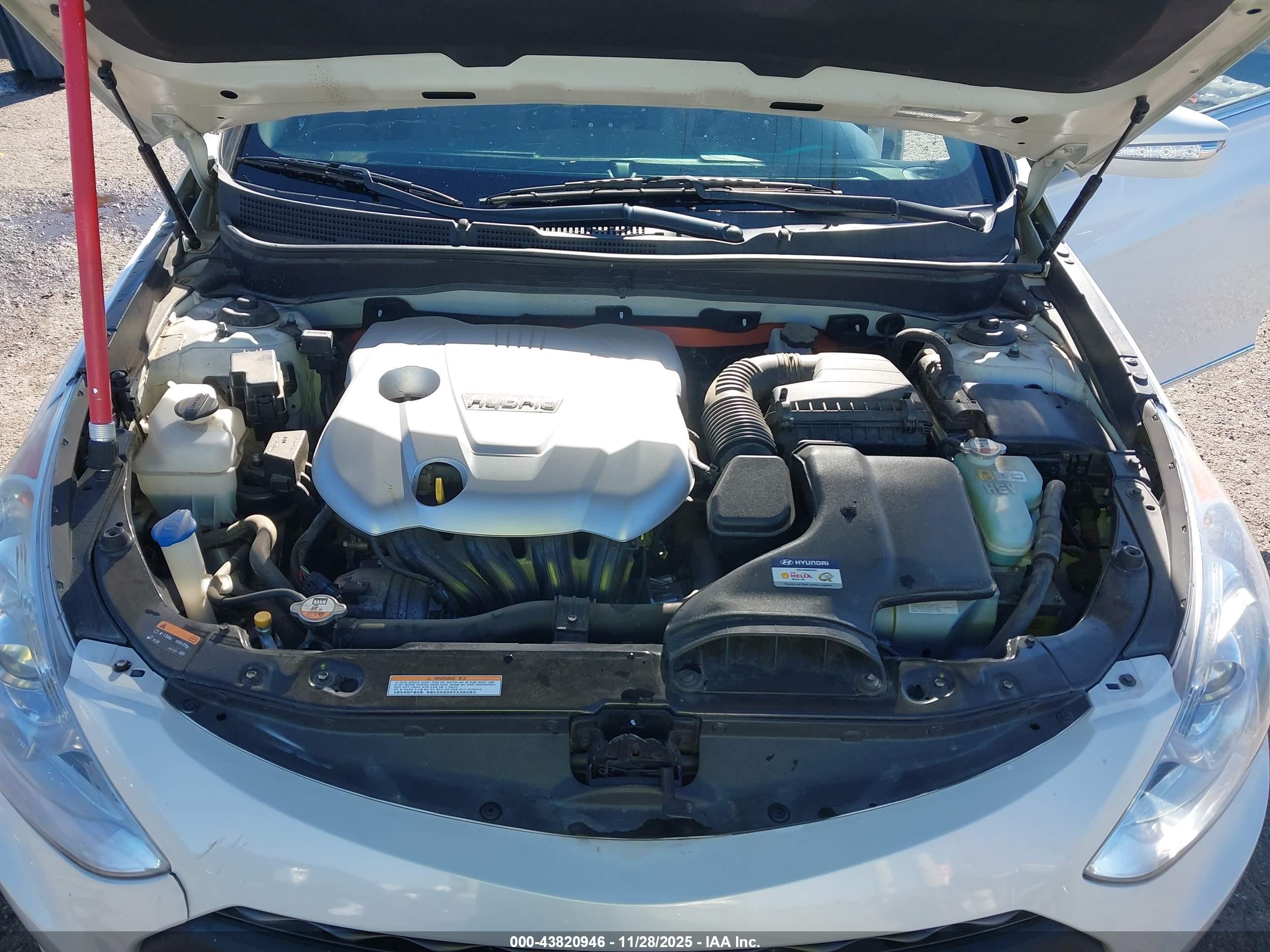 HYUNDAI SONATA image 10