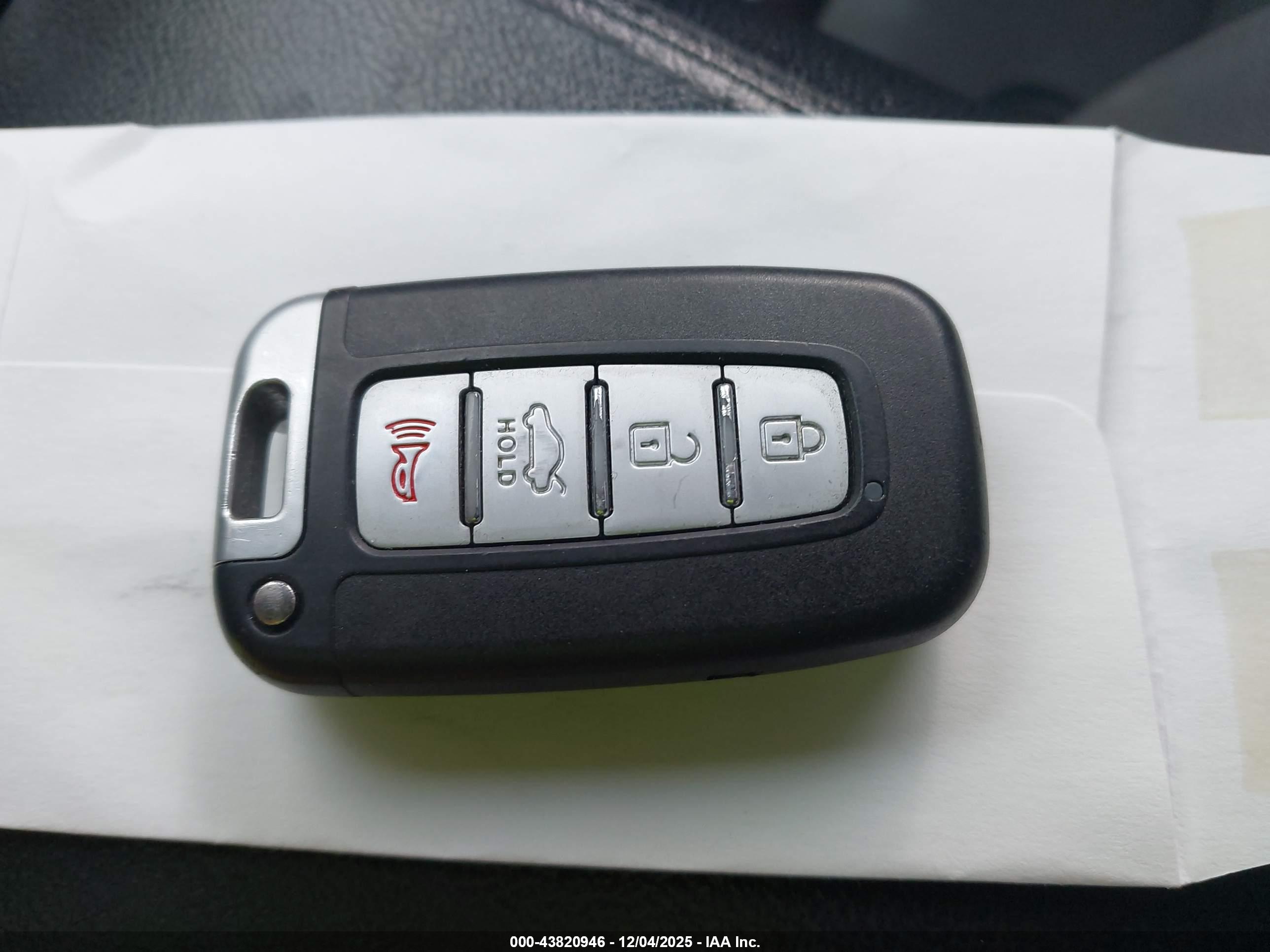 HYUNDAI SONATA image 11