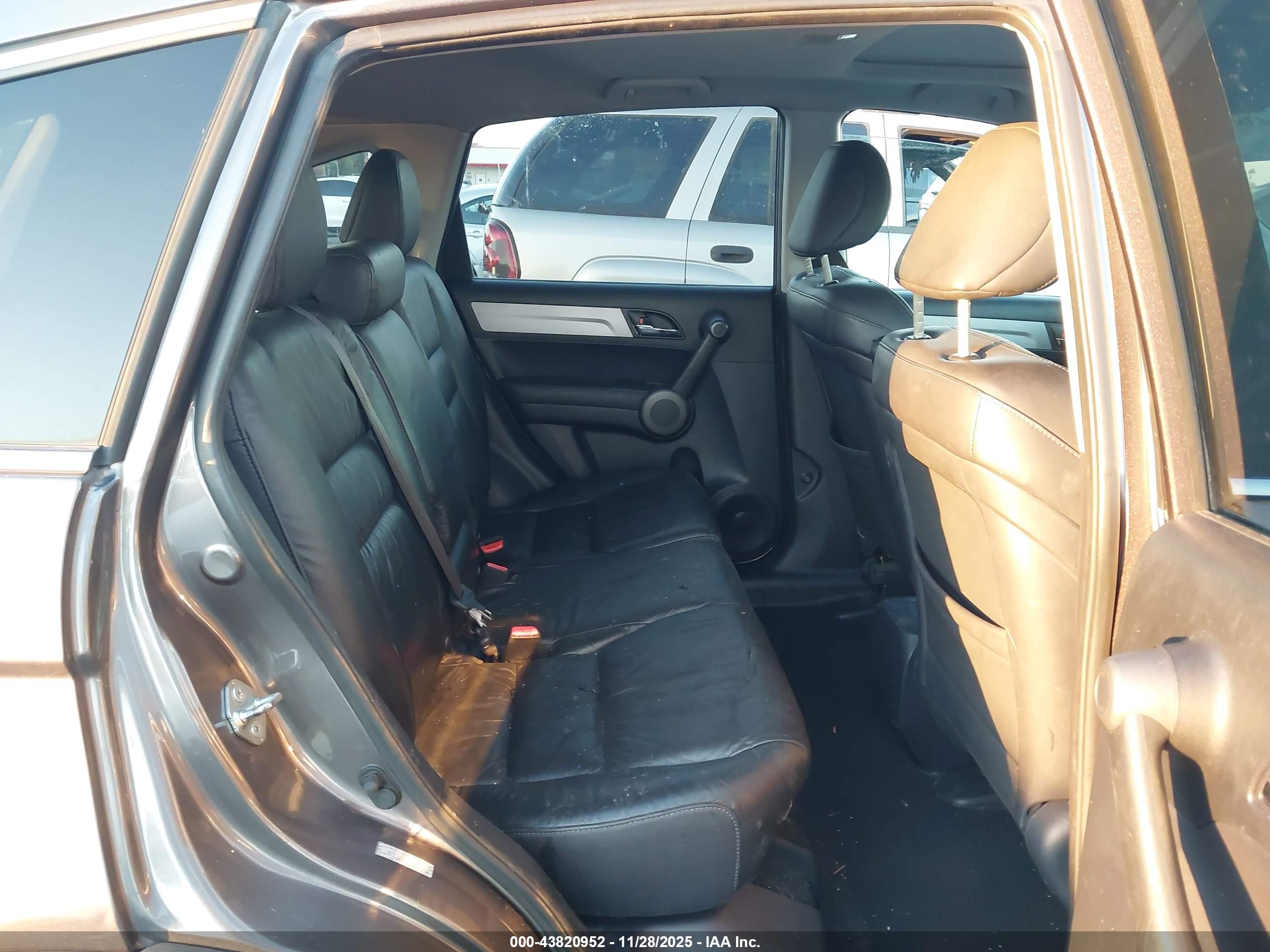 HONDA CR-V image 8