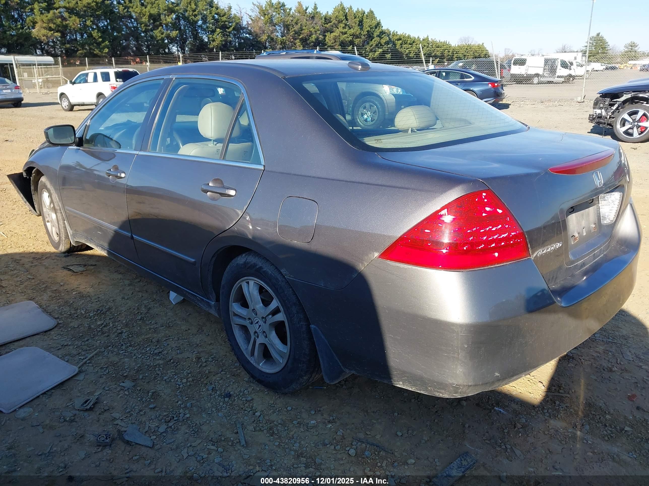 HONDA ACCORD image 3