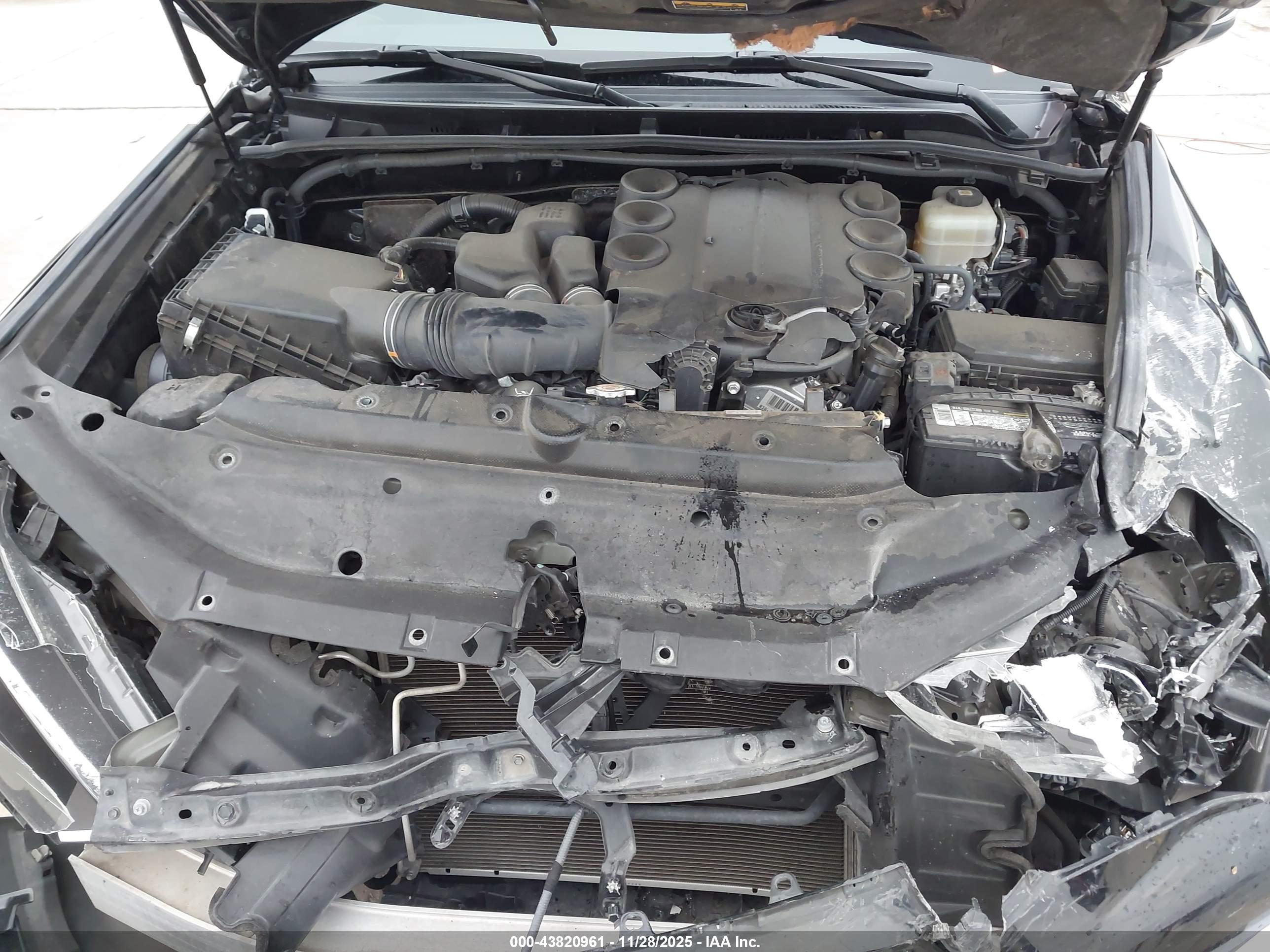 TOYOTA 4RUNNER image 10