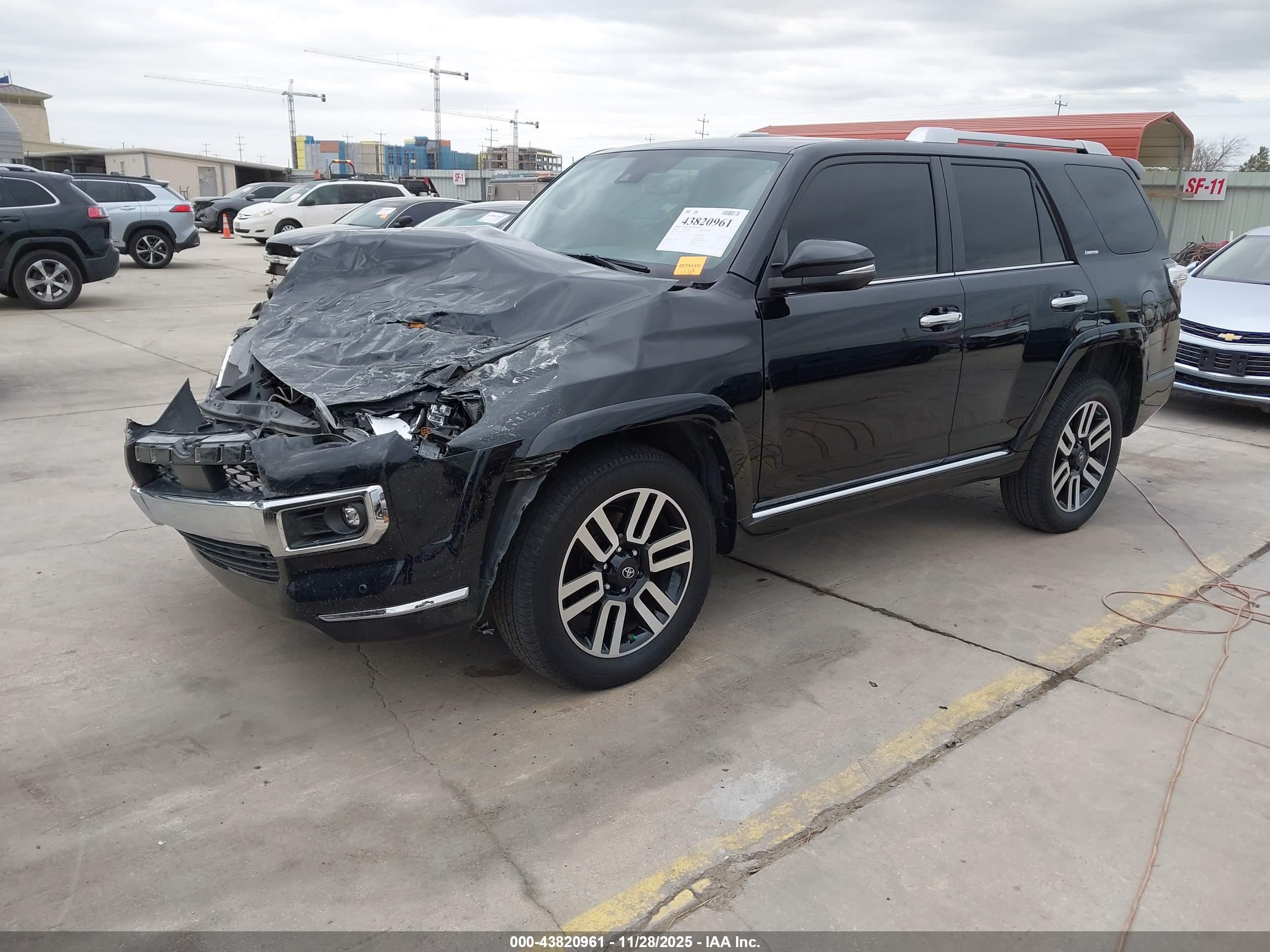 TOYOTA 4RUNNER image 2