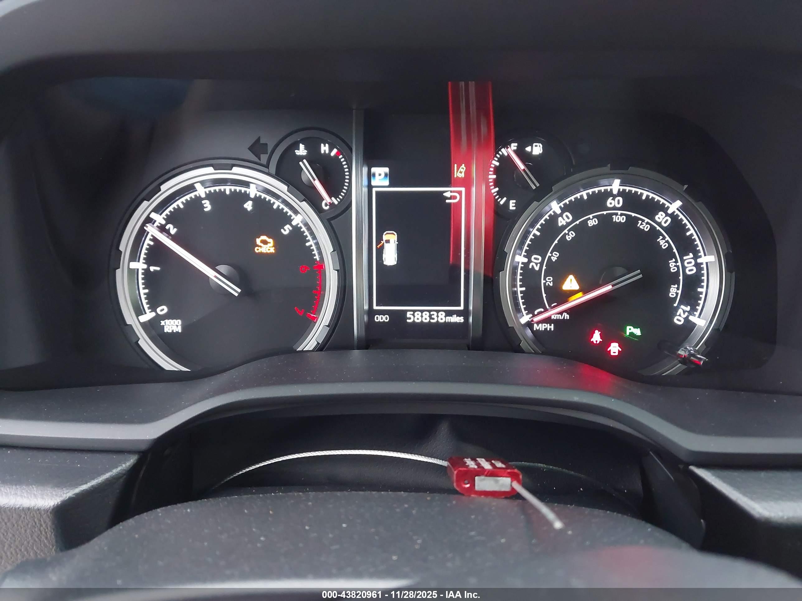 TOYOTA 4RUNNER image 7