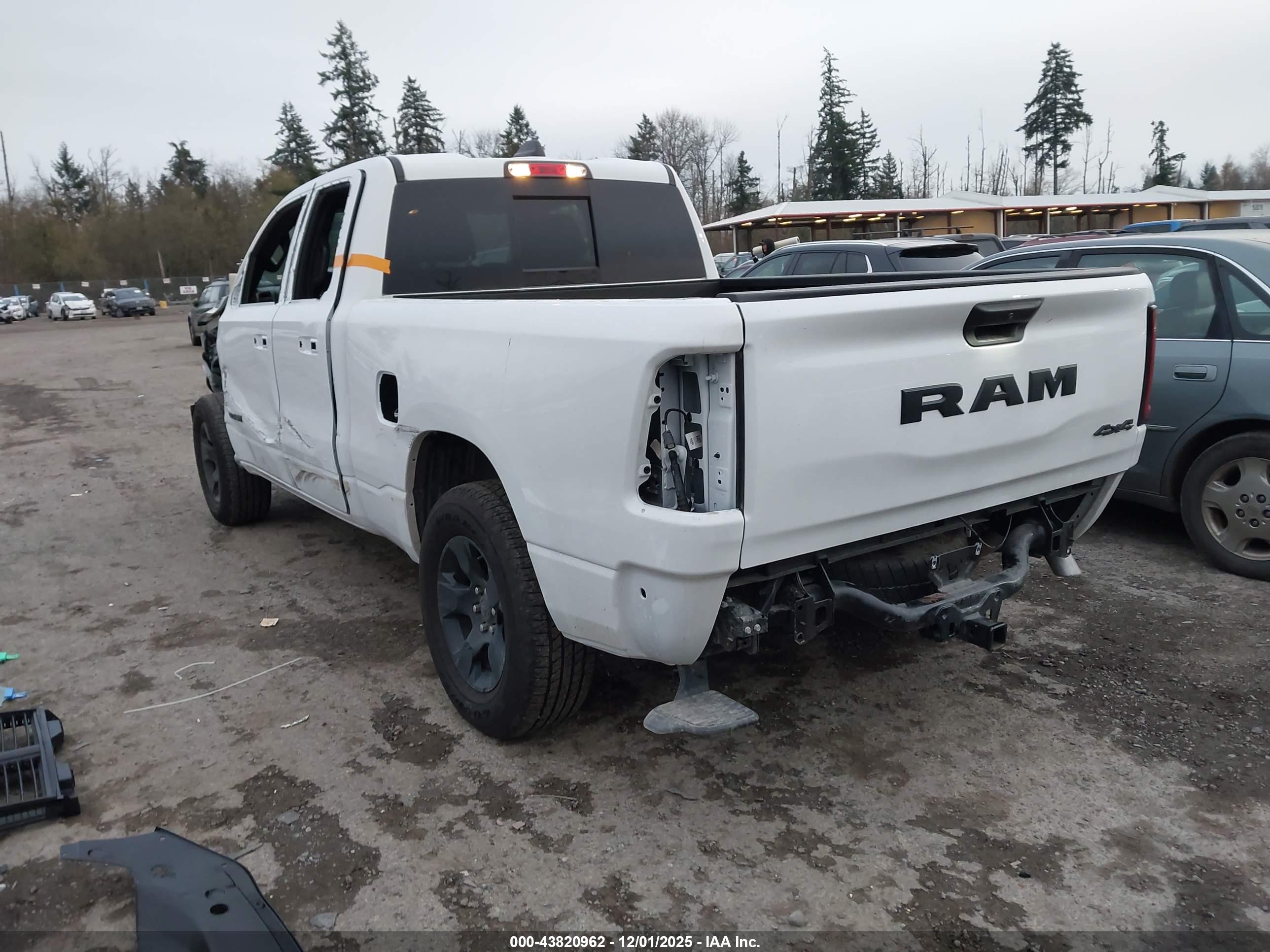 RAM 1500 image 3