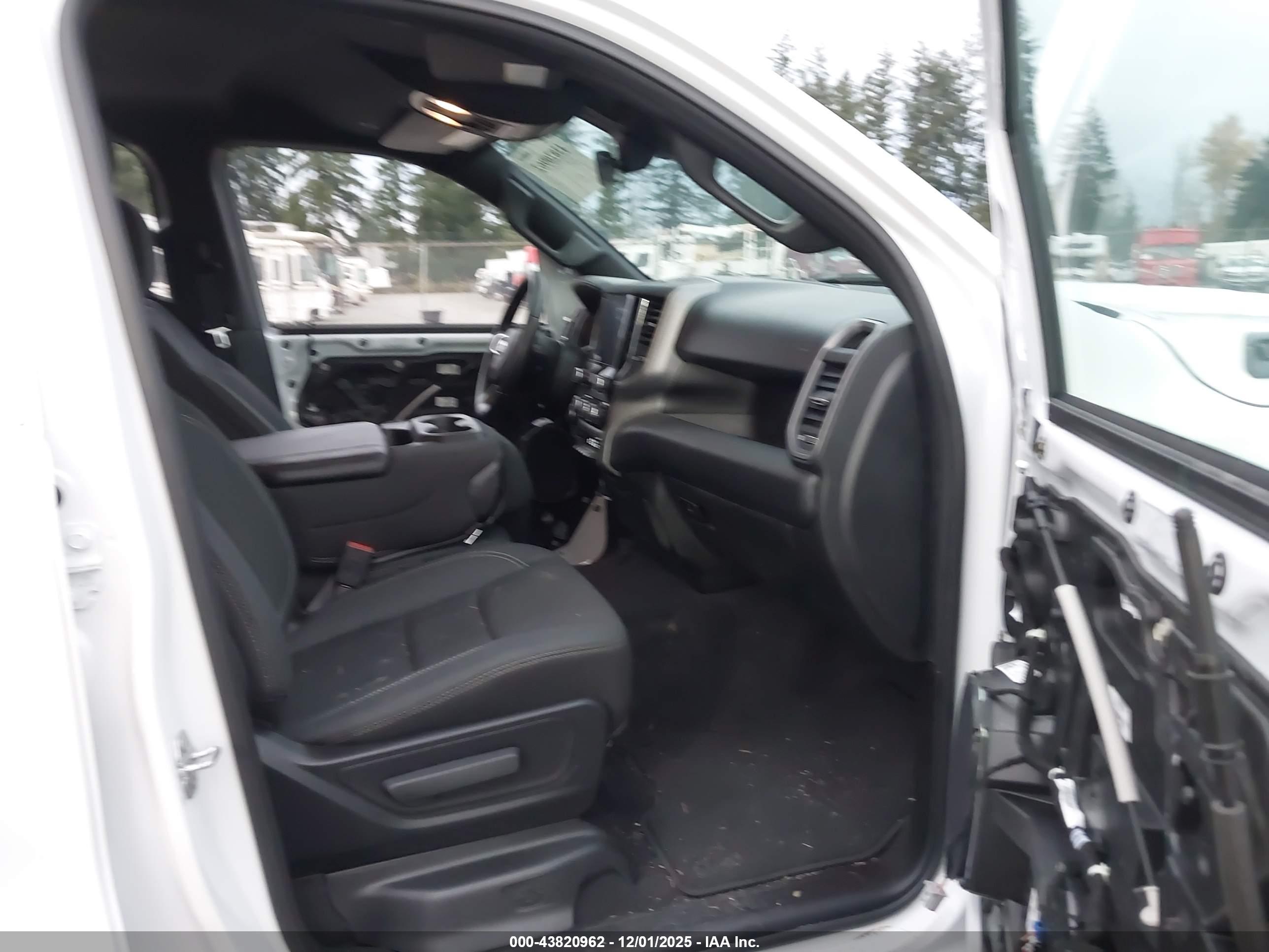 RAM 1500 image 5