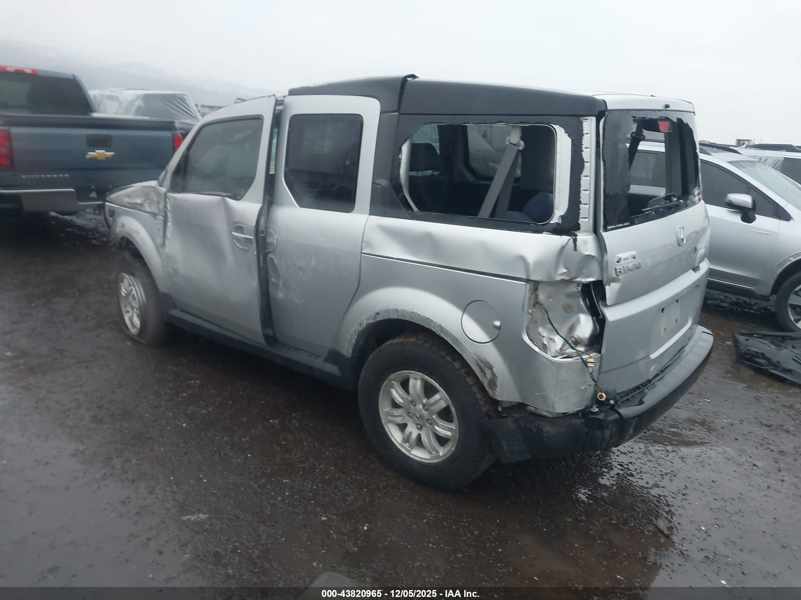 HONDA ELEMENT image 3
