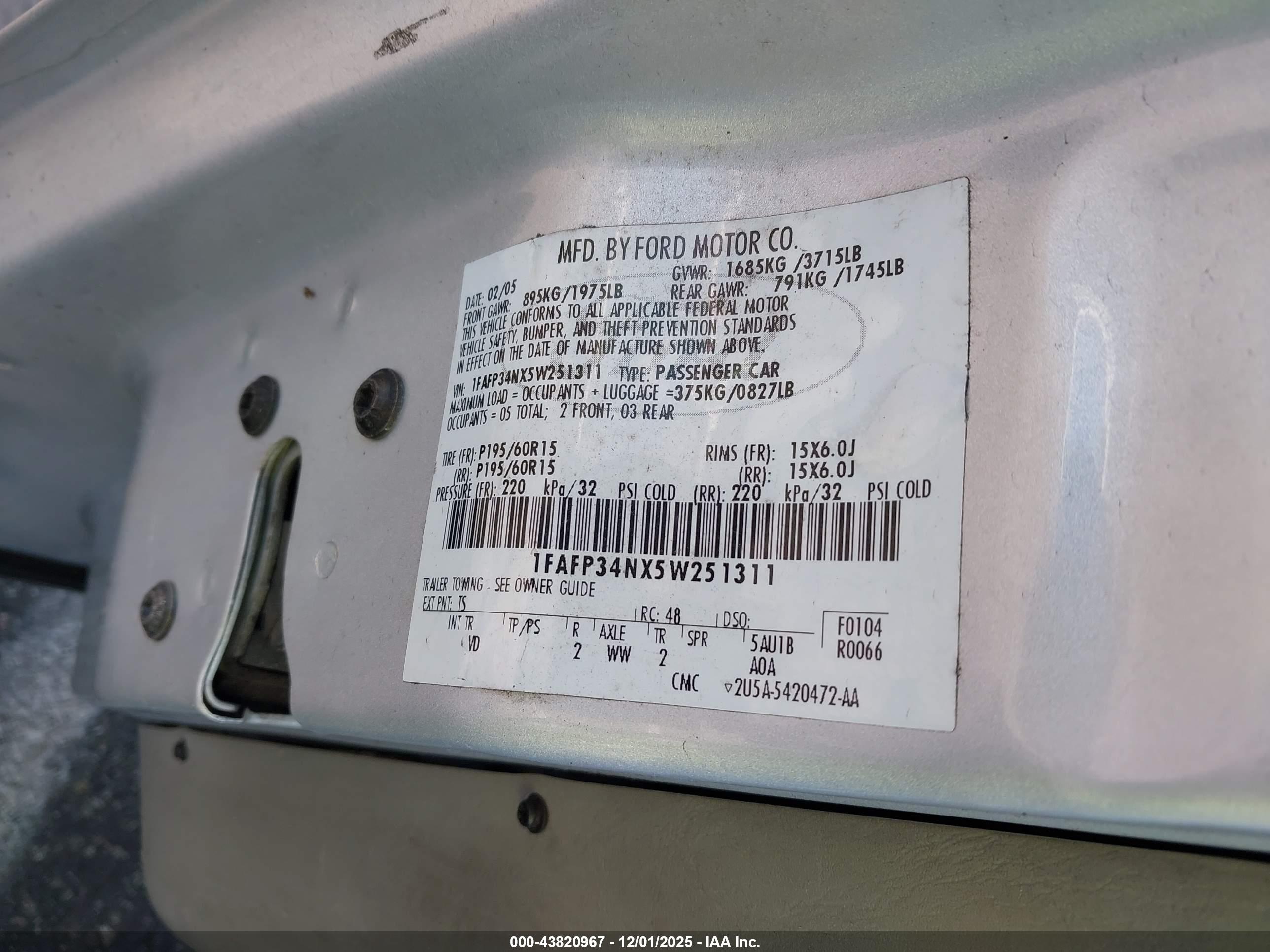 FORD FOCUS image 9