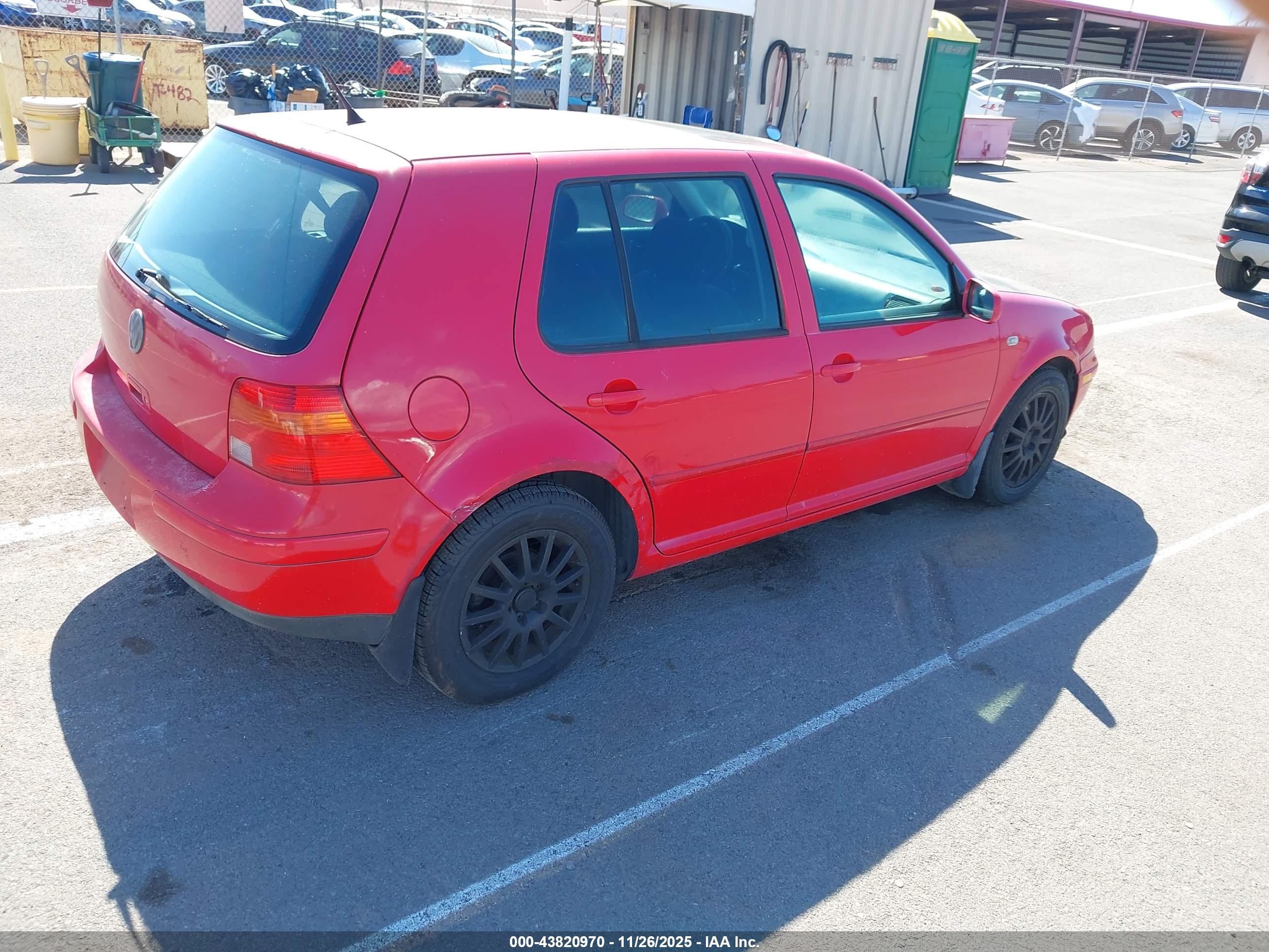 VOLKSWAGEN GOLF image 4