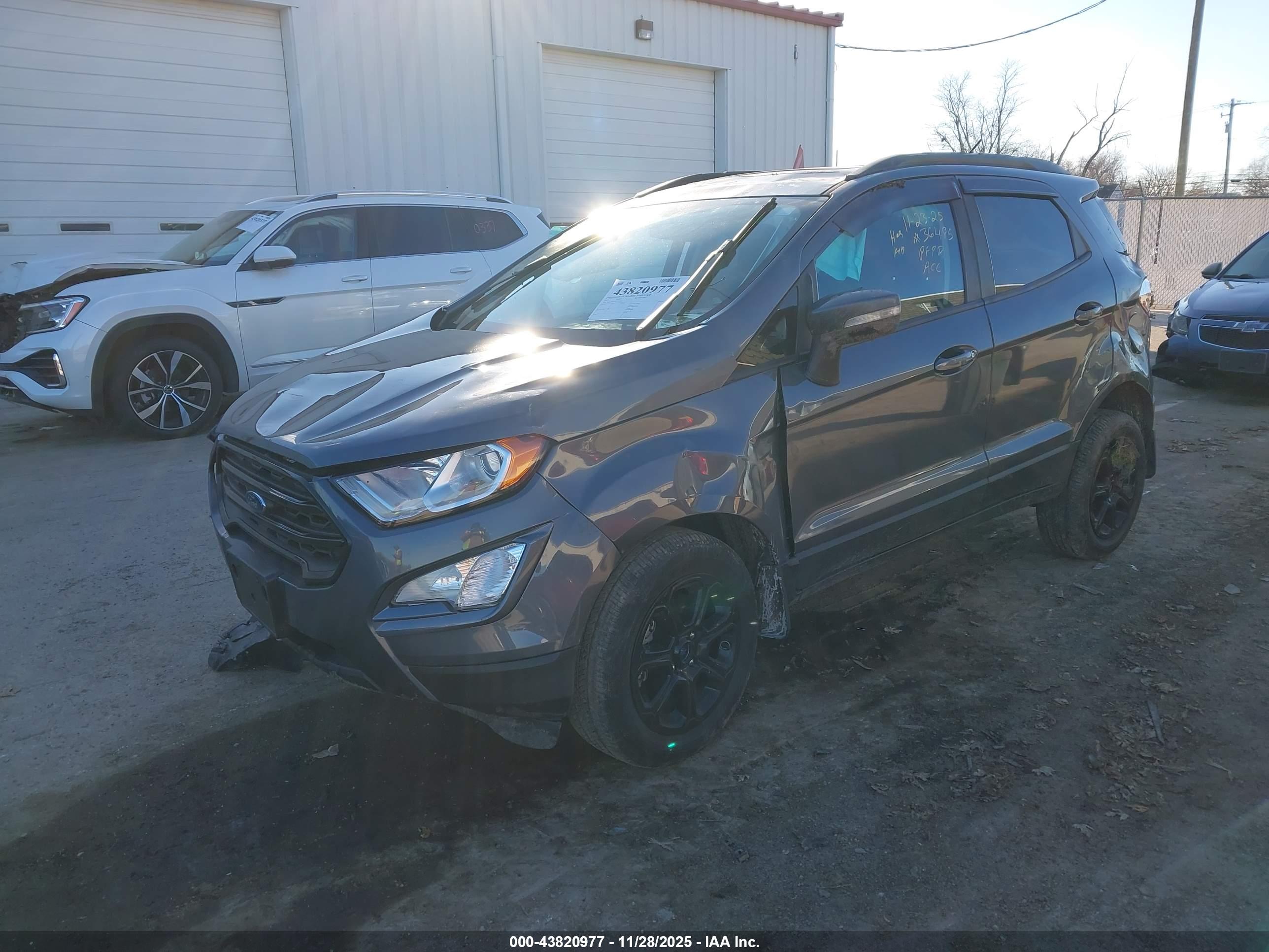 FORD ECOSPORT image 2