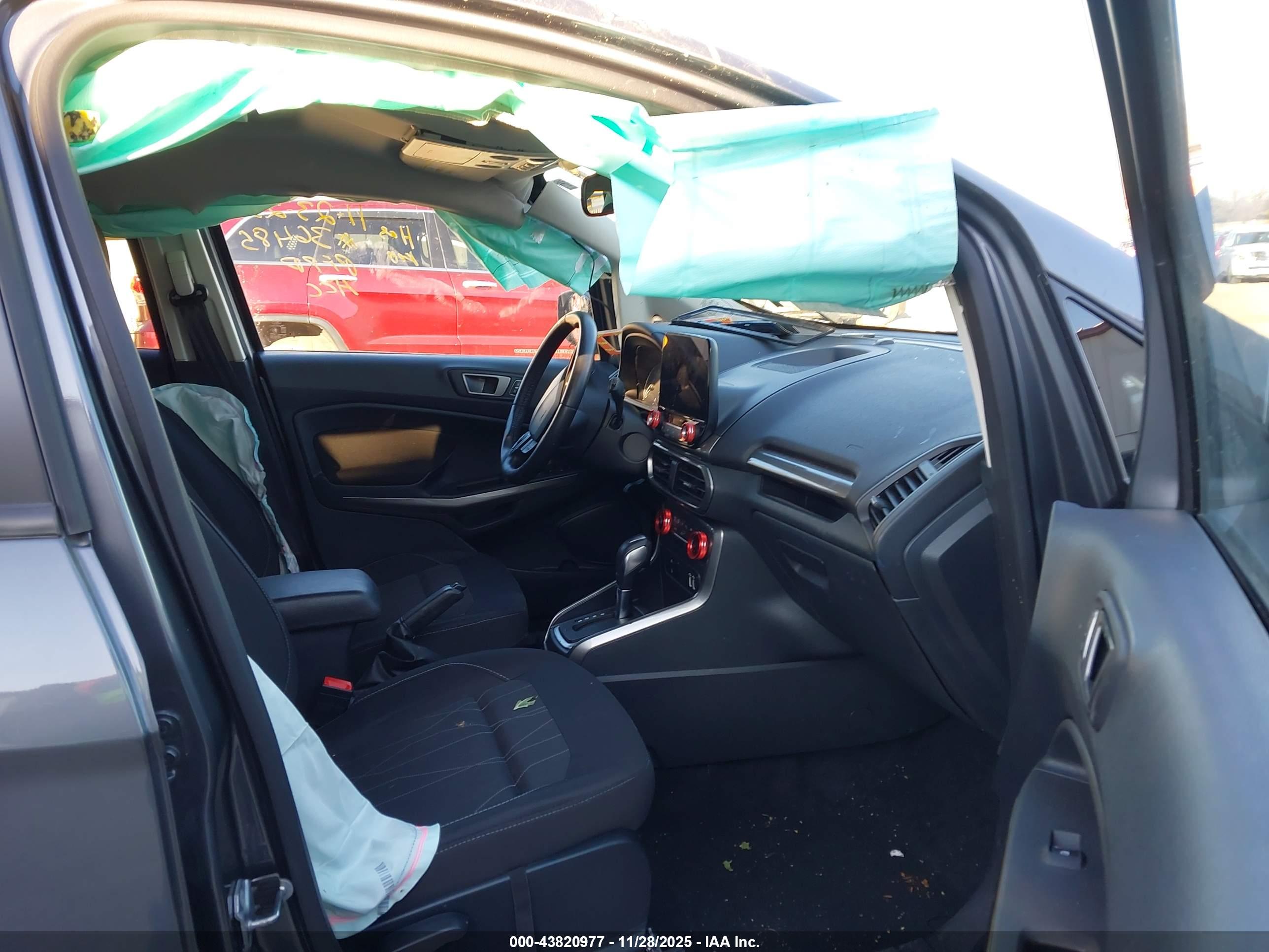 FORD ECOSPORT image 5