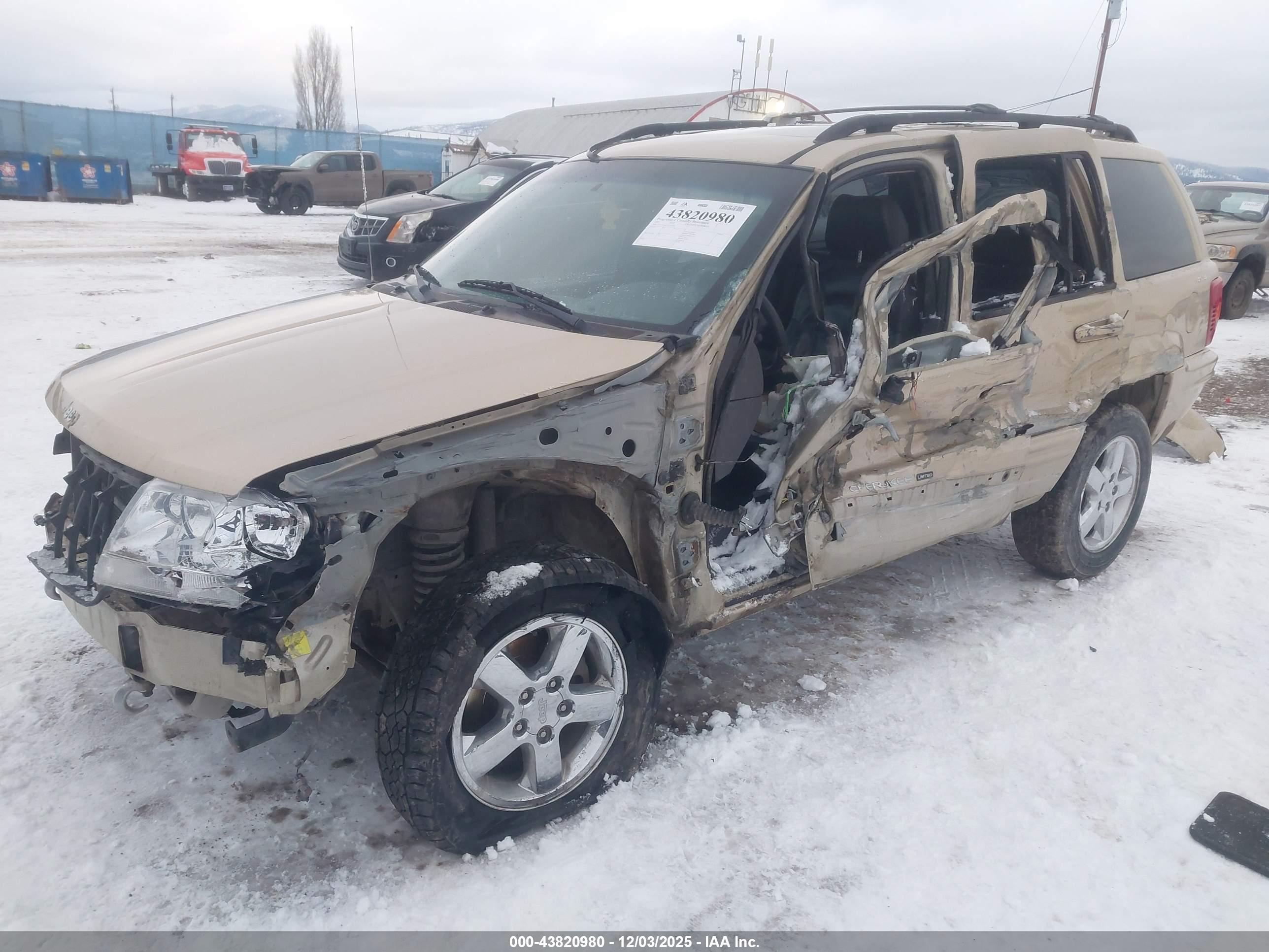 JEEP GRAND image 2