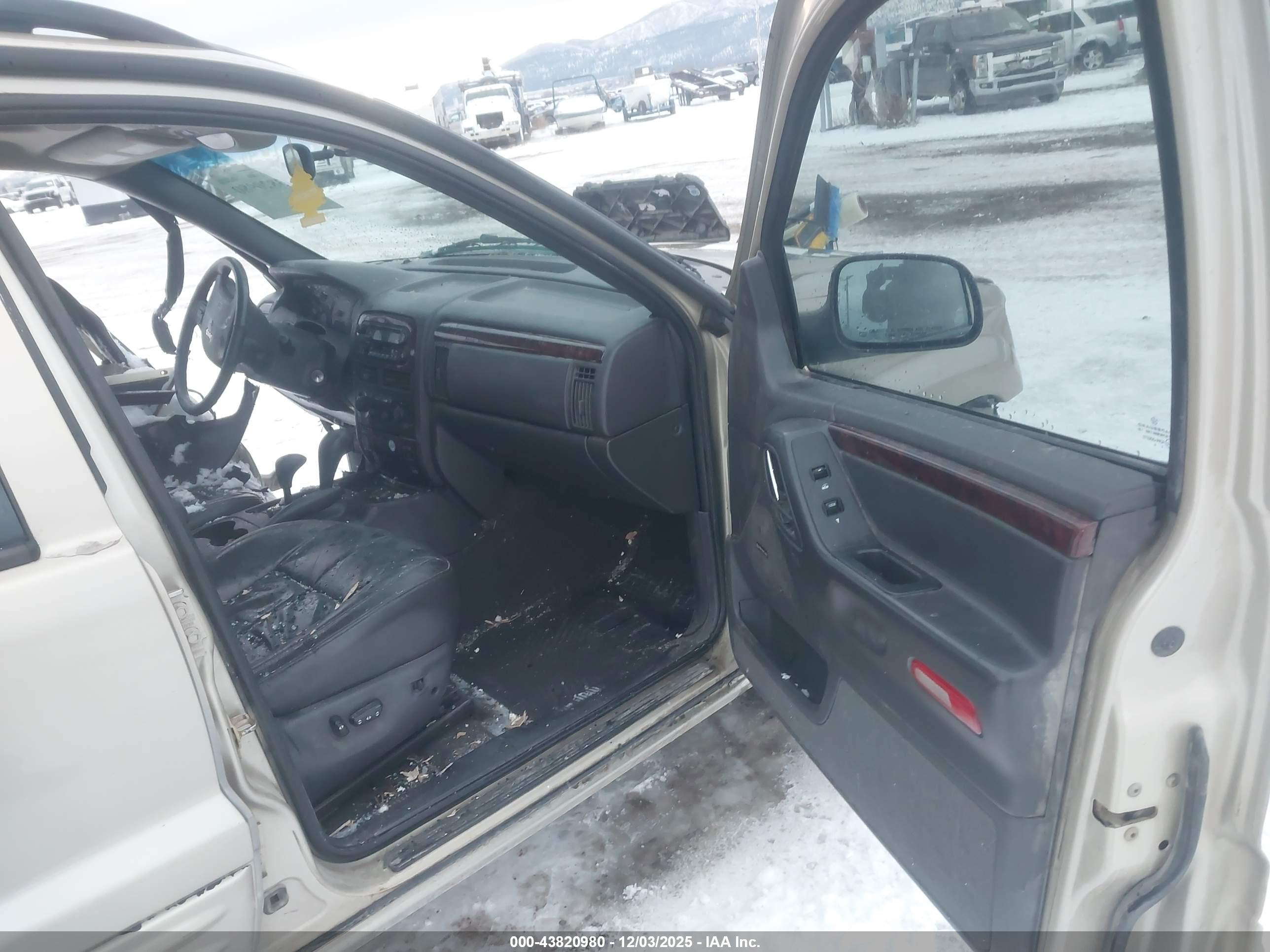 JEEP GRAND image 5