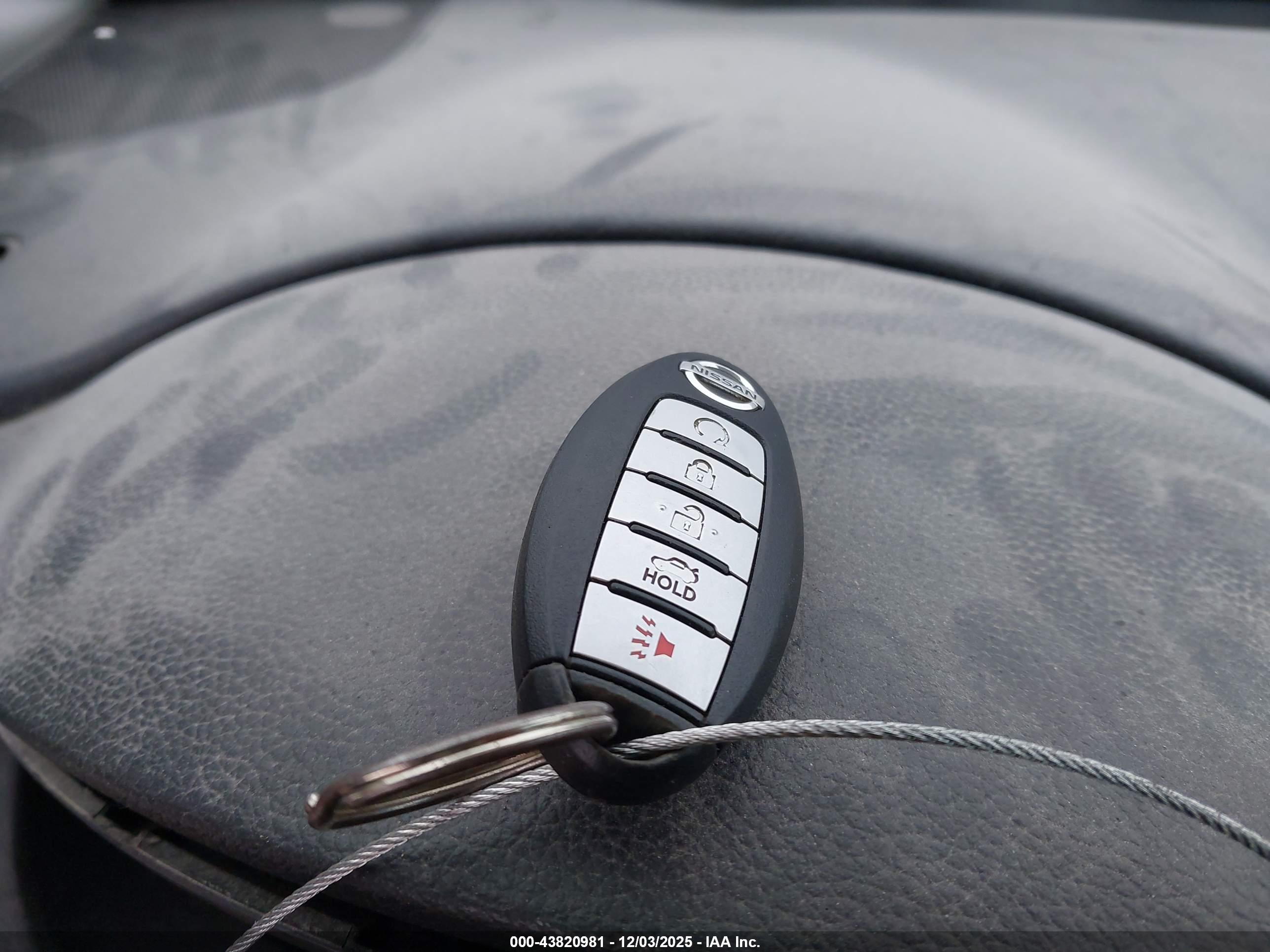 NISSAN ALTIMA image 11