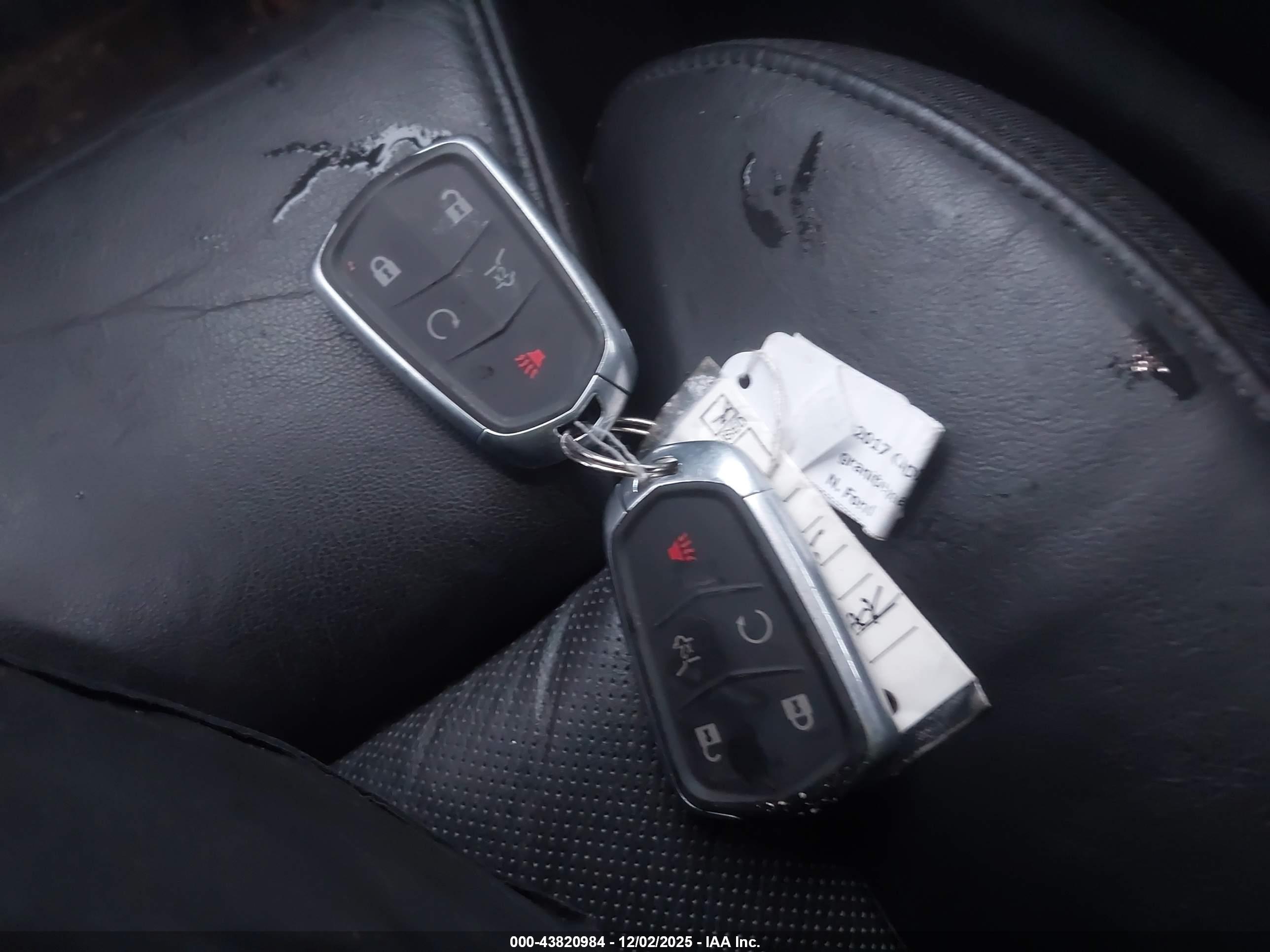 CADILLAC XT5 image 11