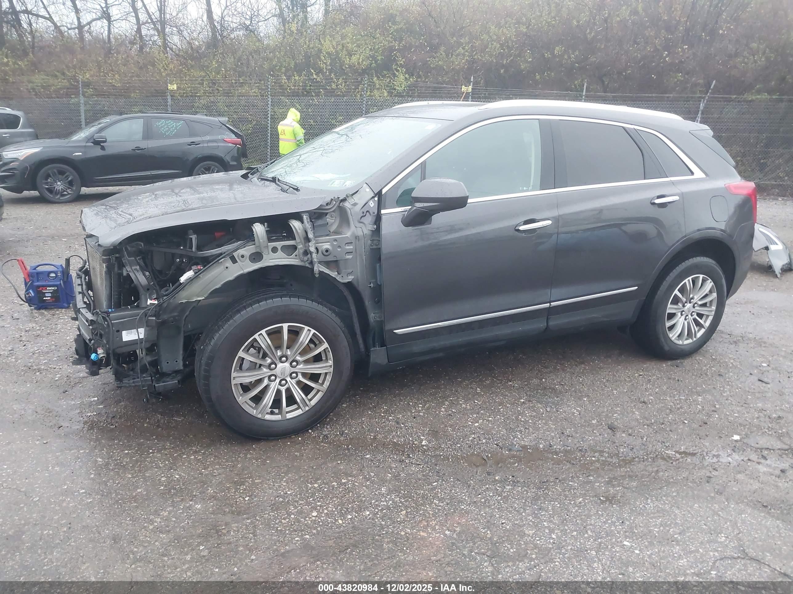 CADILLAC XT5 image 2