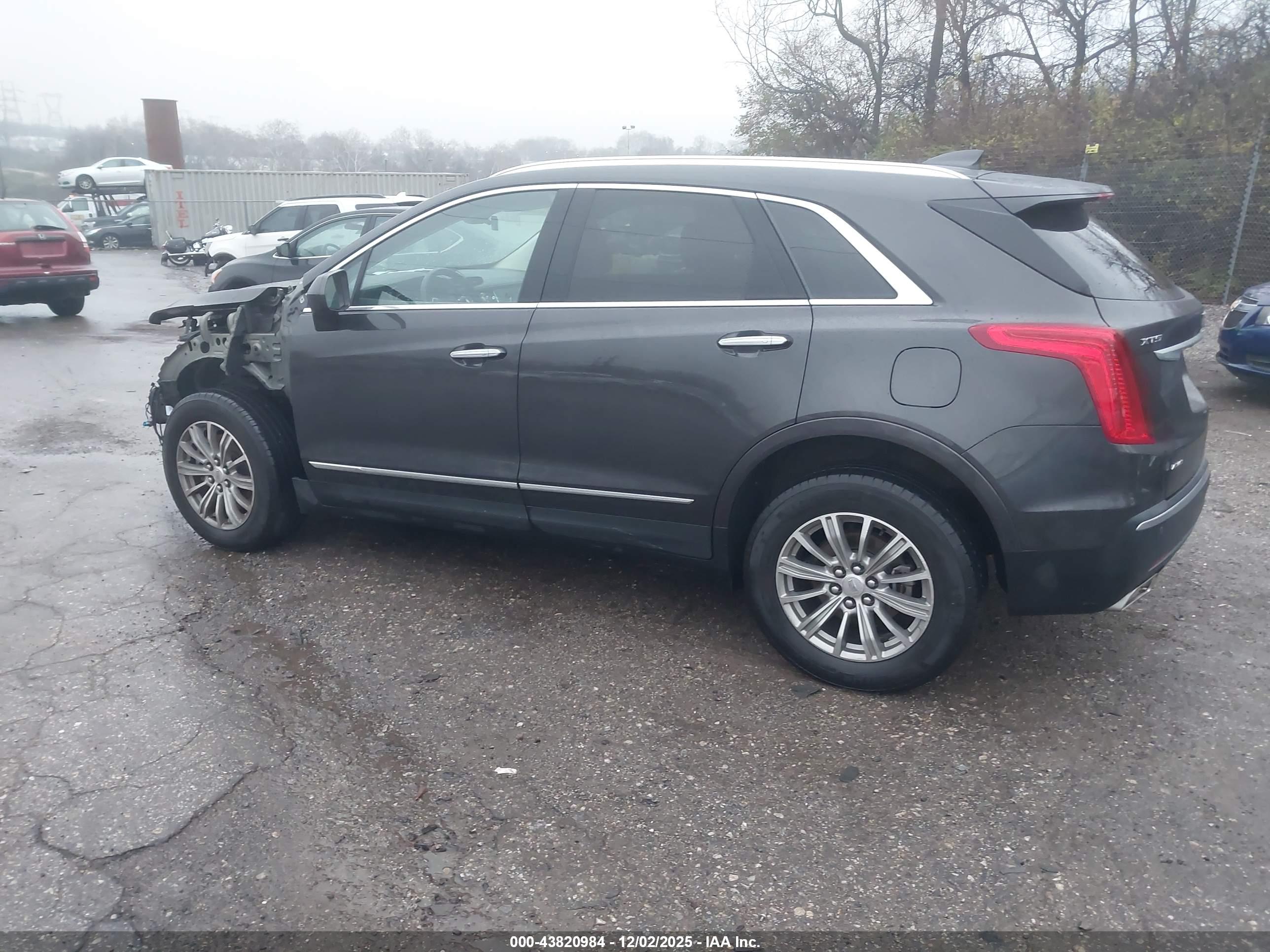 CADILLAC XT5 image 3