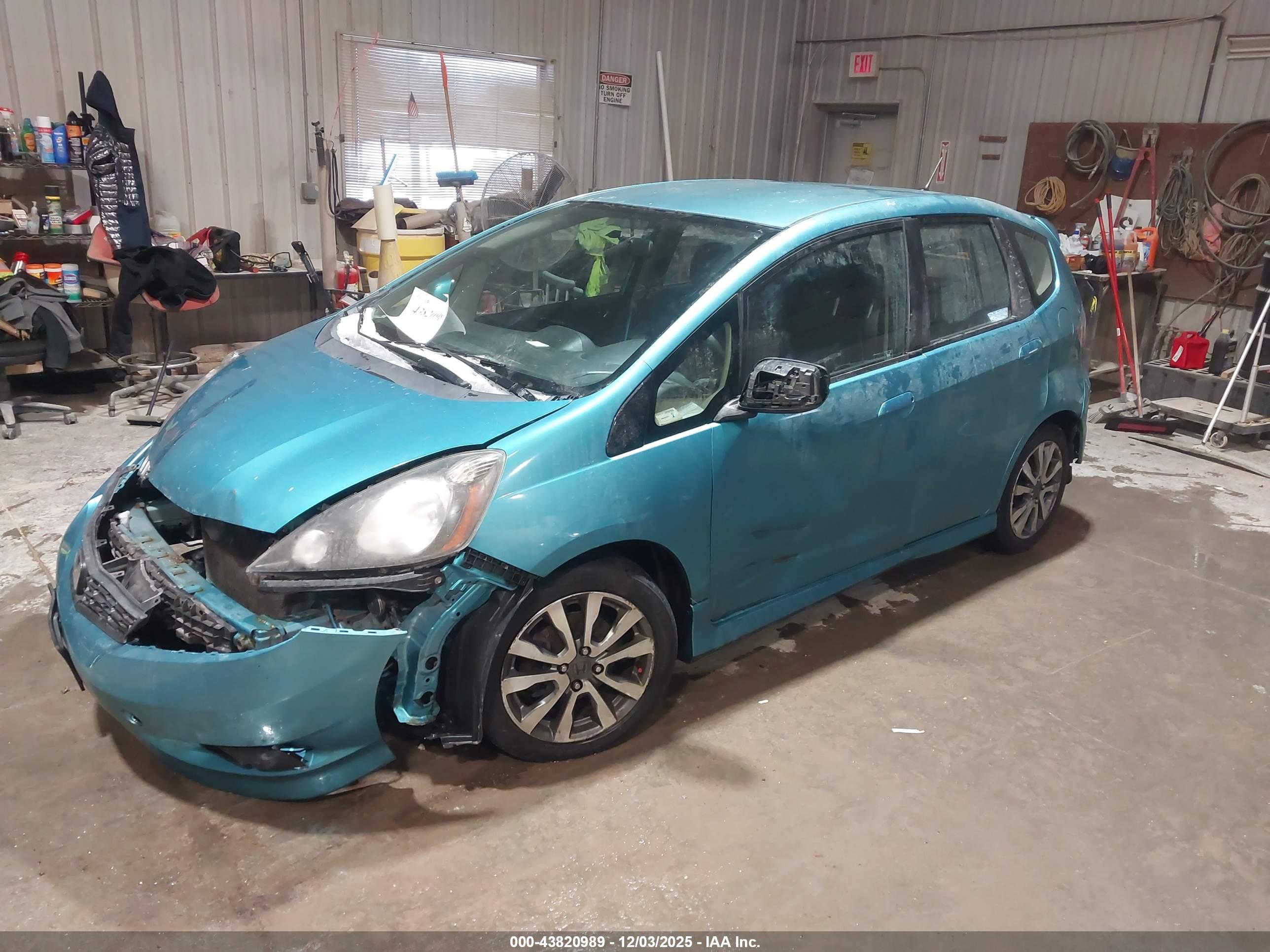 HONDA FIT image 2