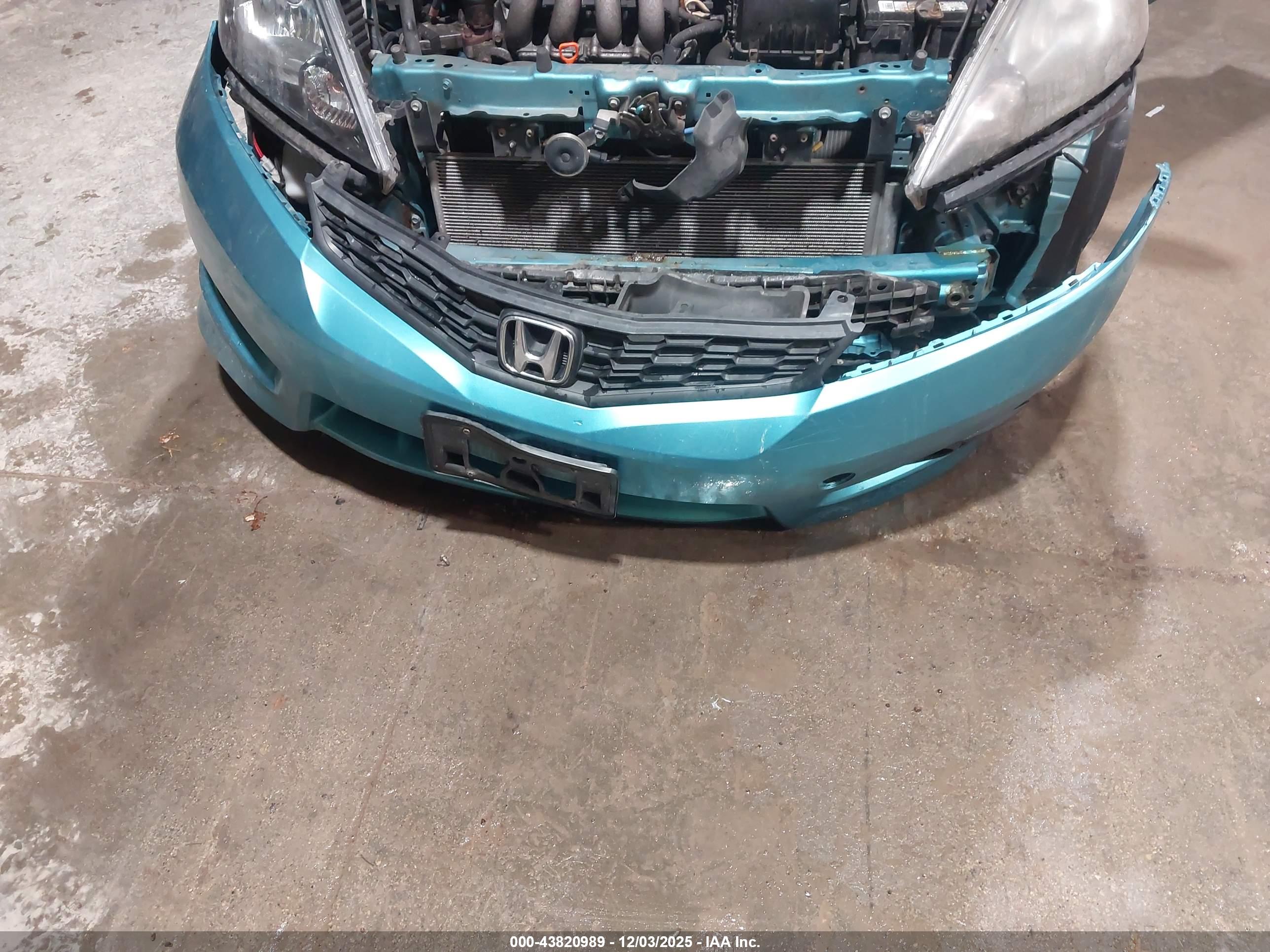HONDA FIT image 6
