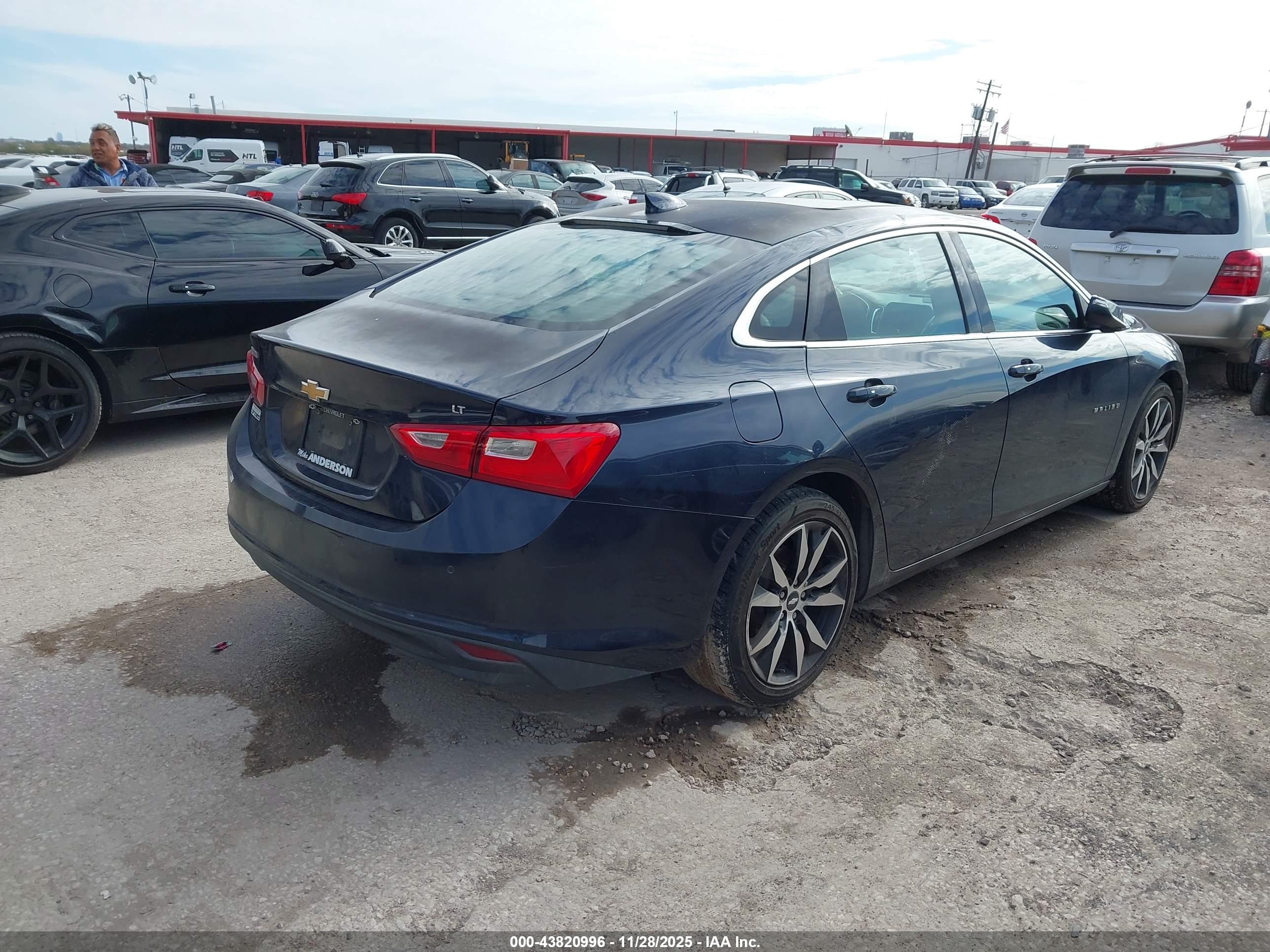 CHEVROLET MALIBU image 4