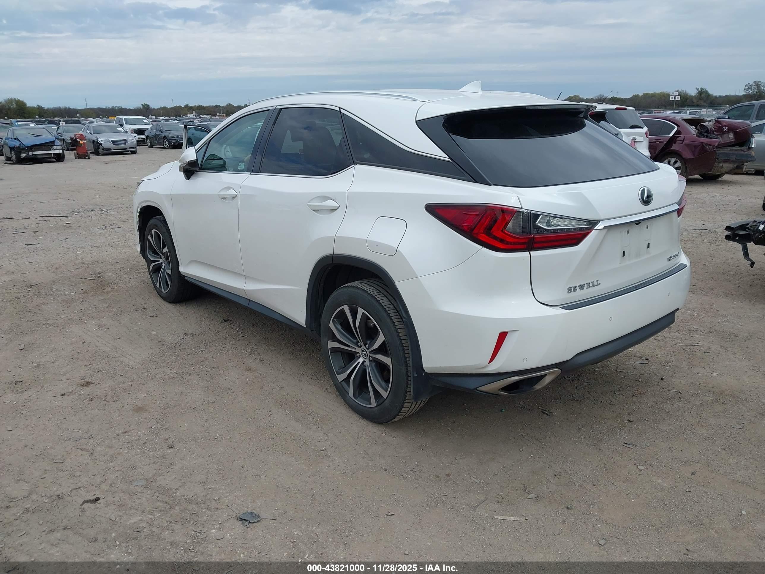 LEXUS RX image 3