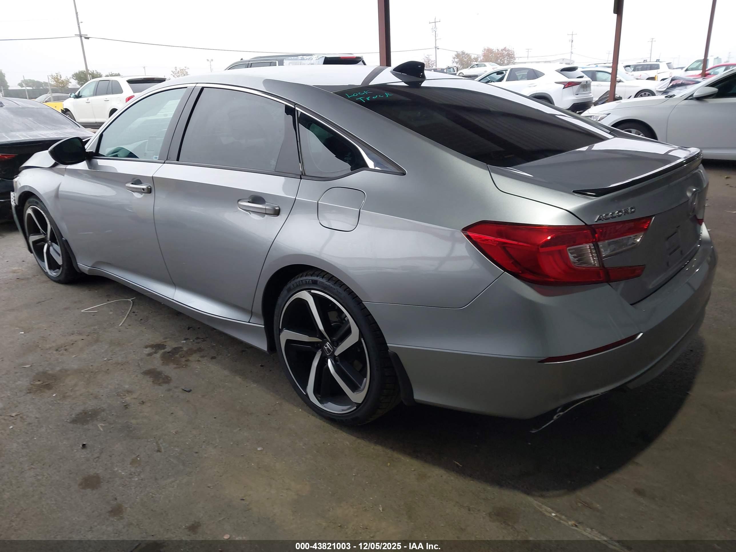 HONDA ACCORD image 3
