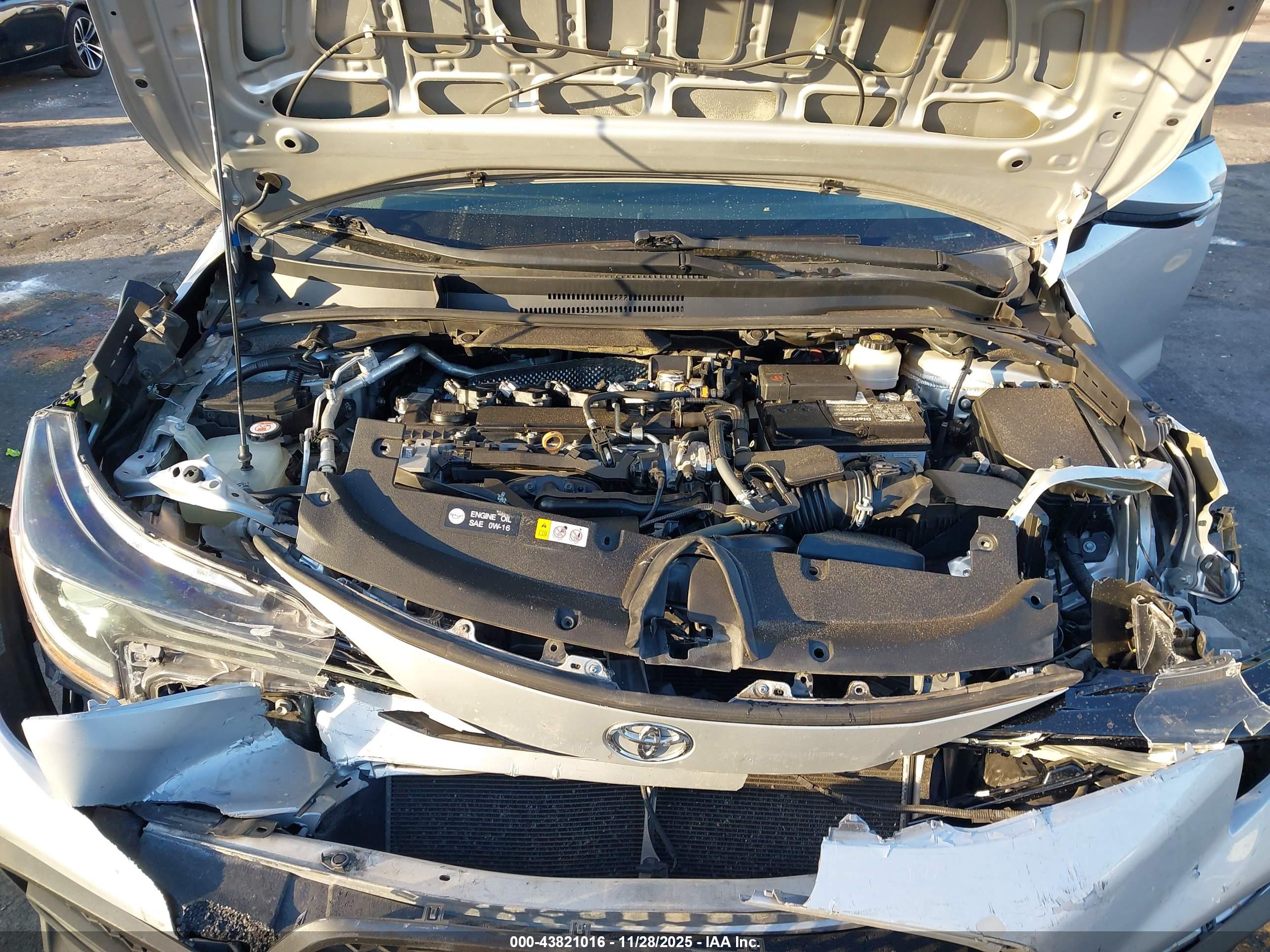 TOYOTA COROLLA image 10