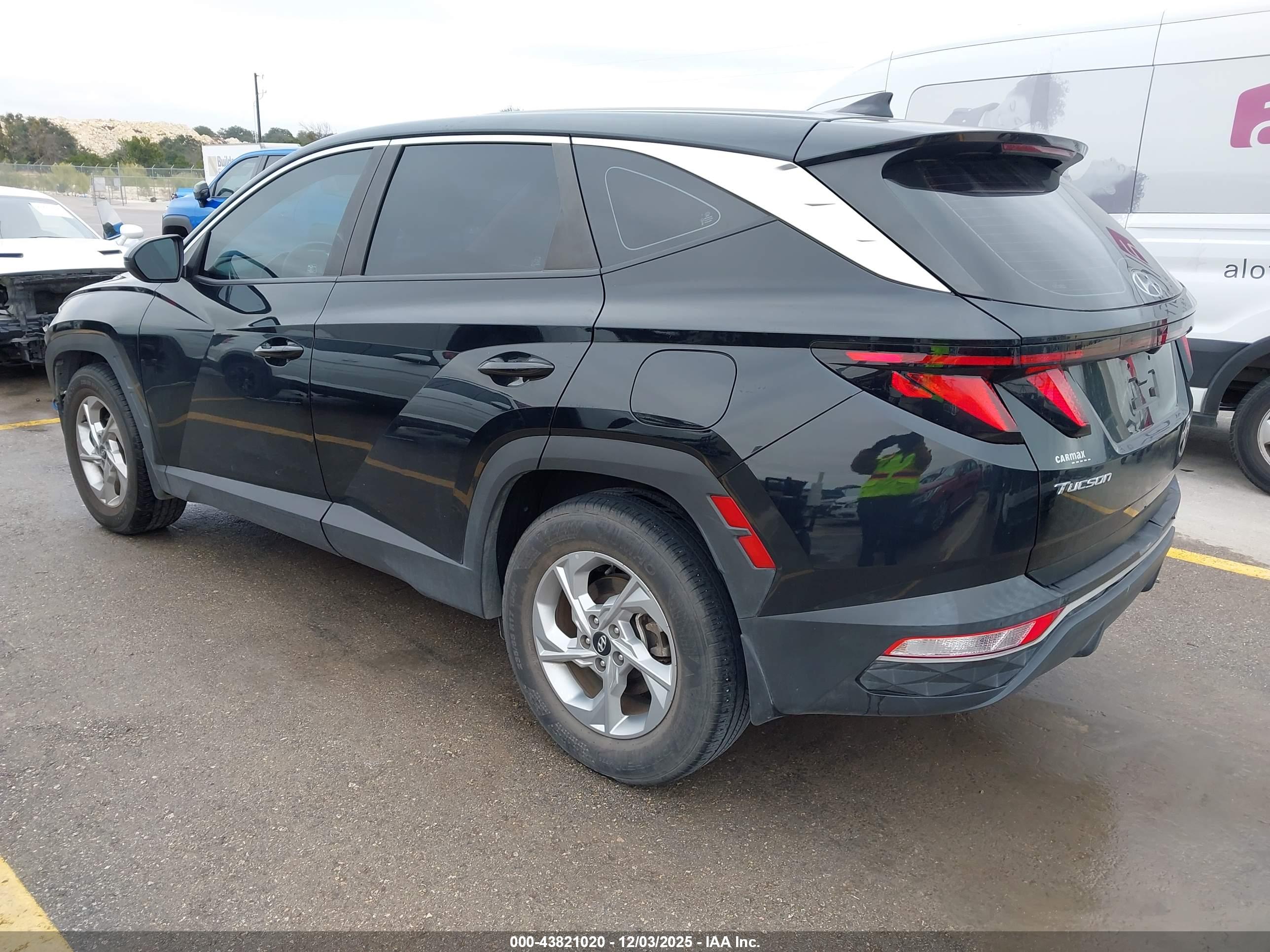 HYUNDAI TUCSON image 3