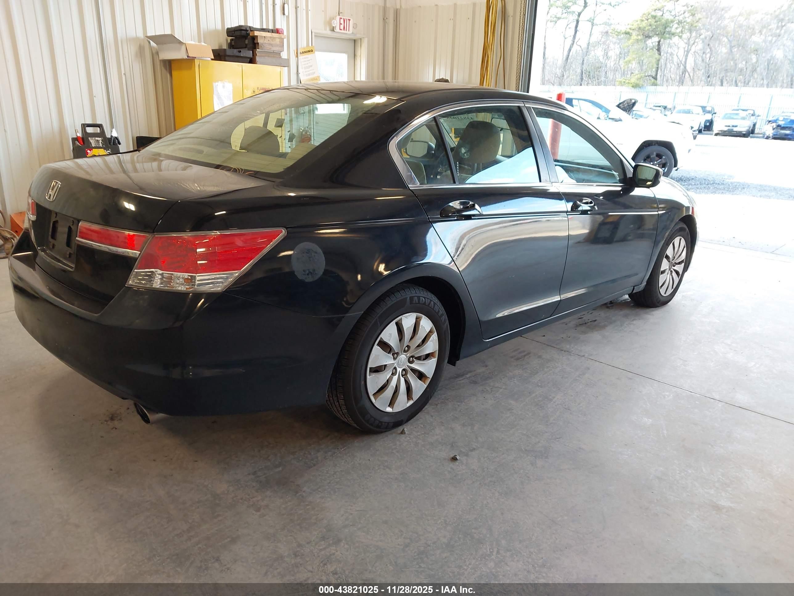 HONDA ACCORD image 4