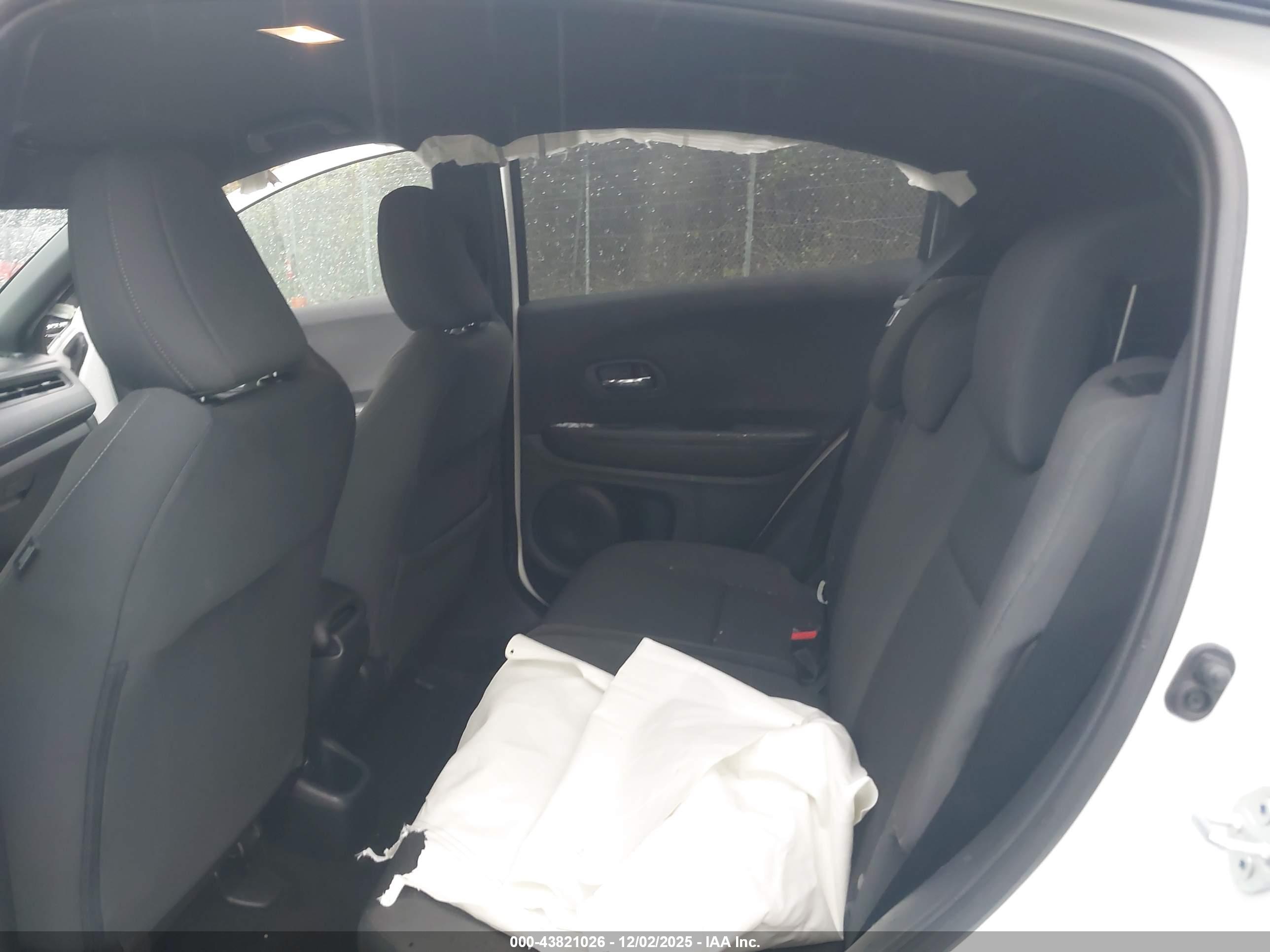HONDA HR-V image 8