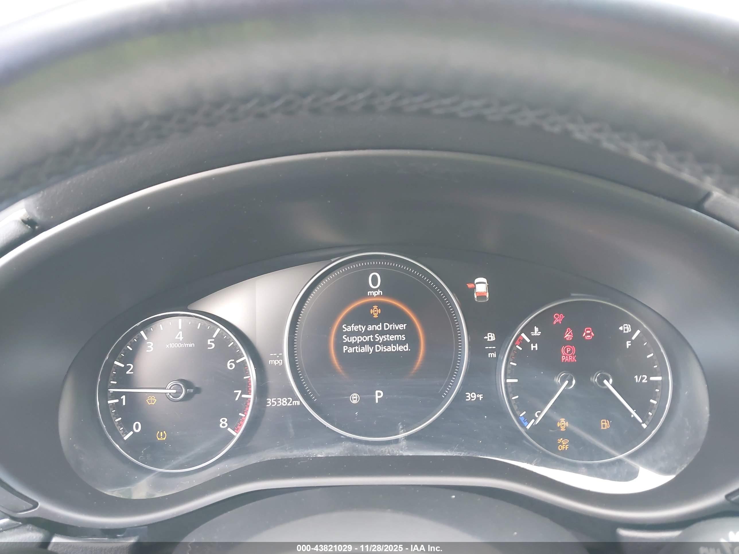 MAZDA CX-30 image 7