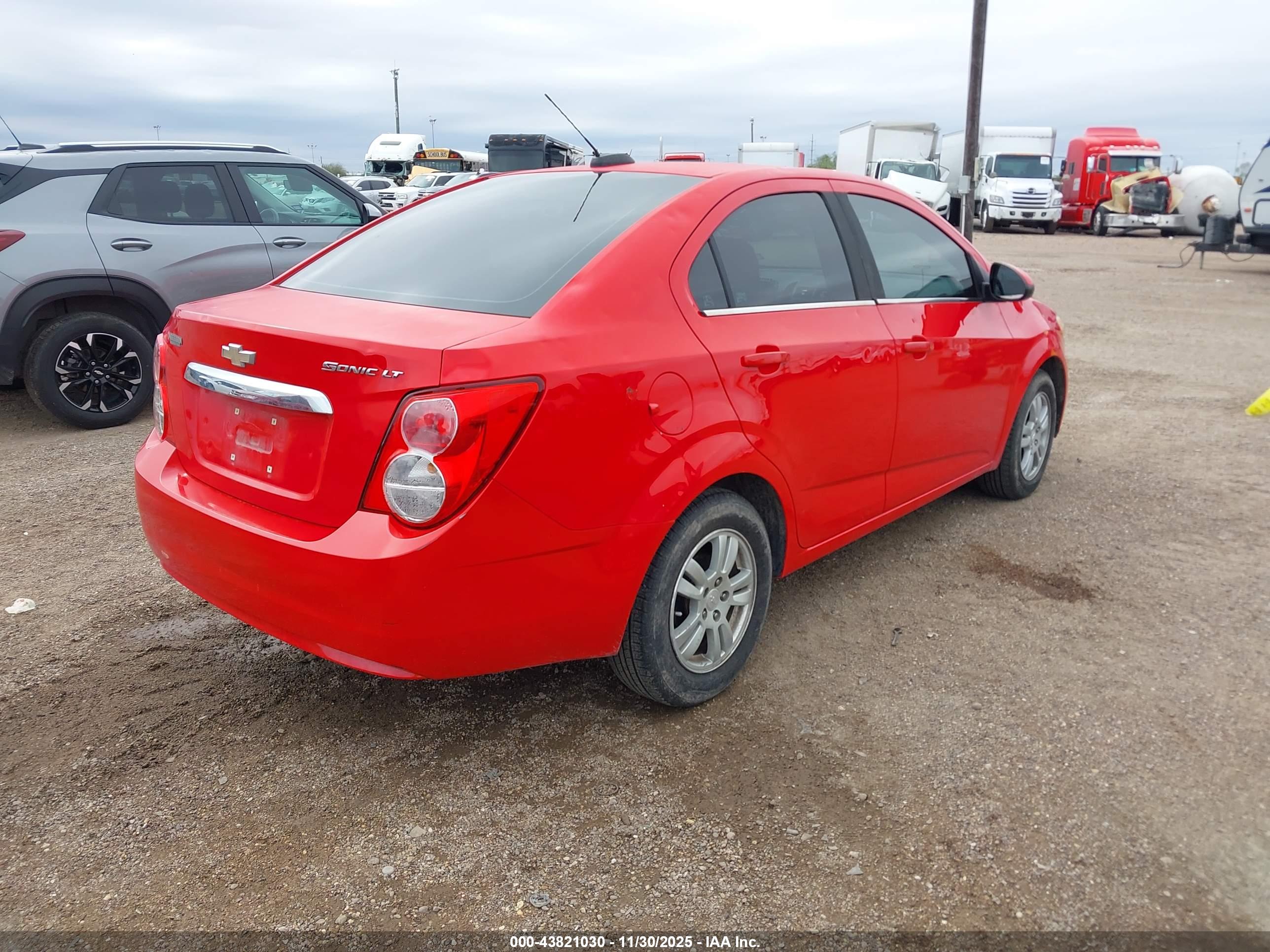 CHEVROLET SONIC image 4
