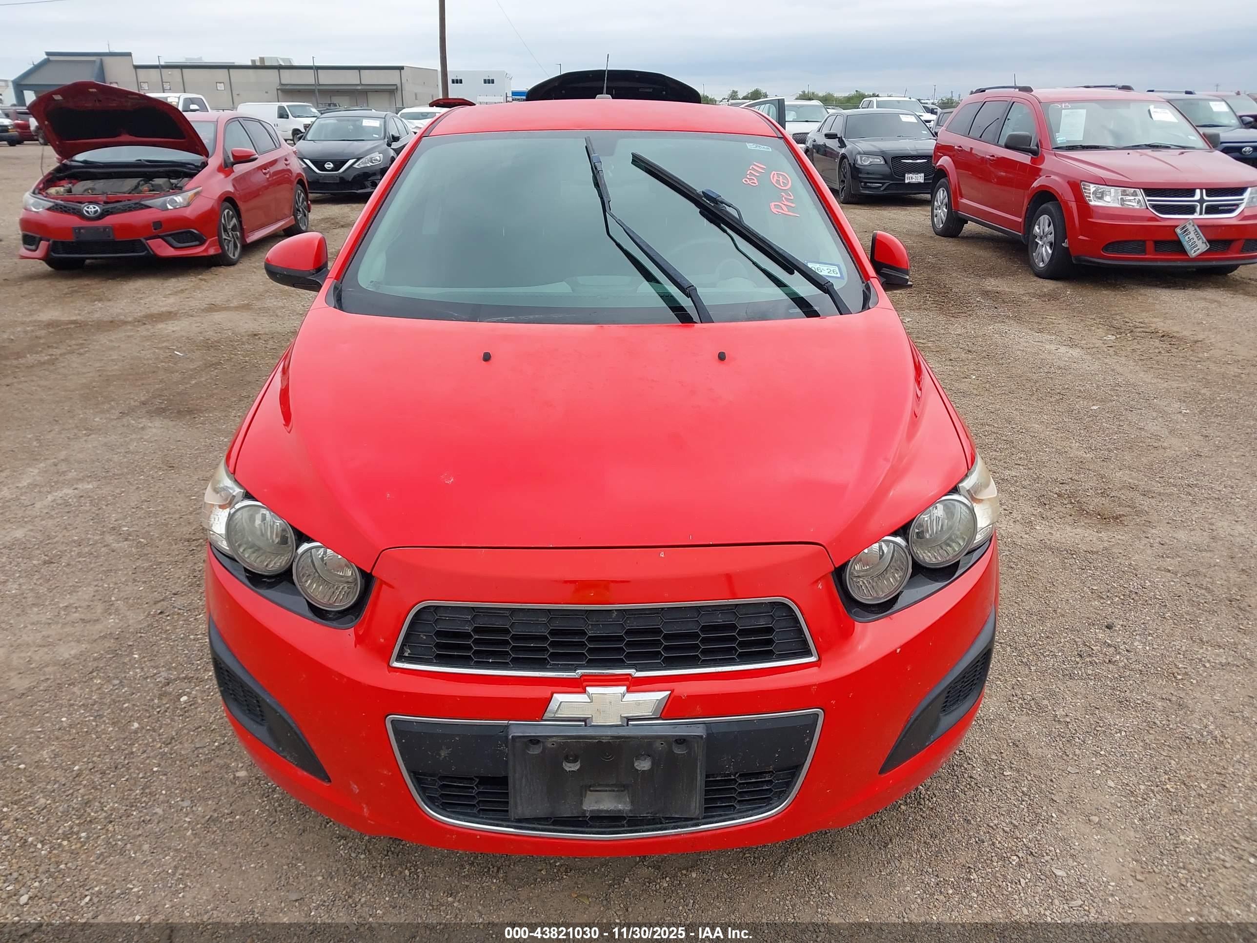 CHEVROLET SONIC image 6